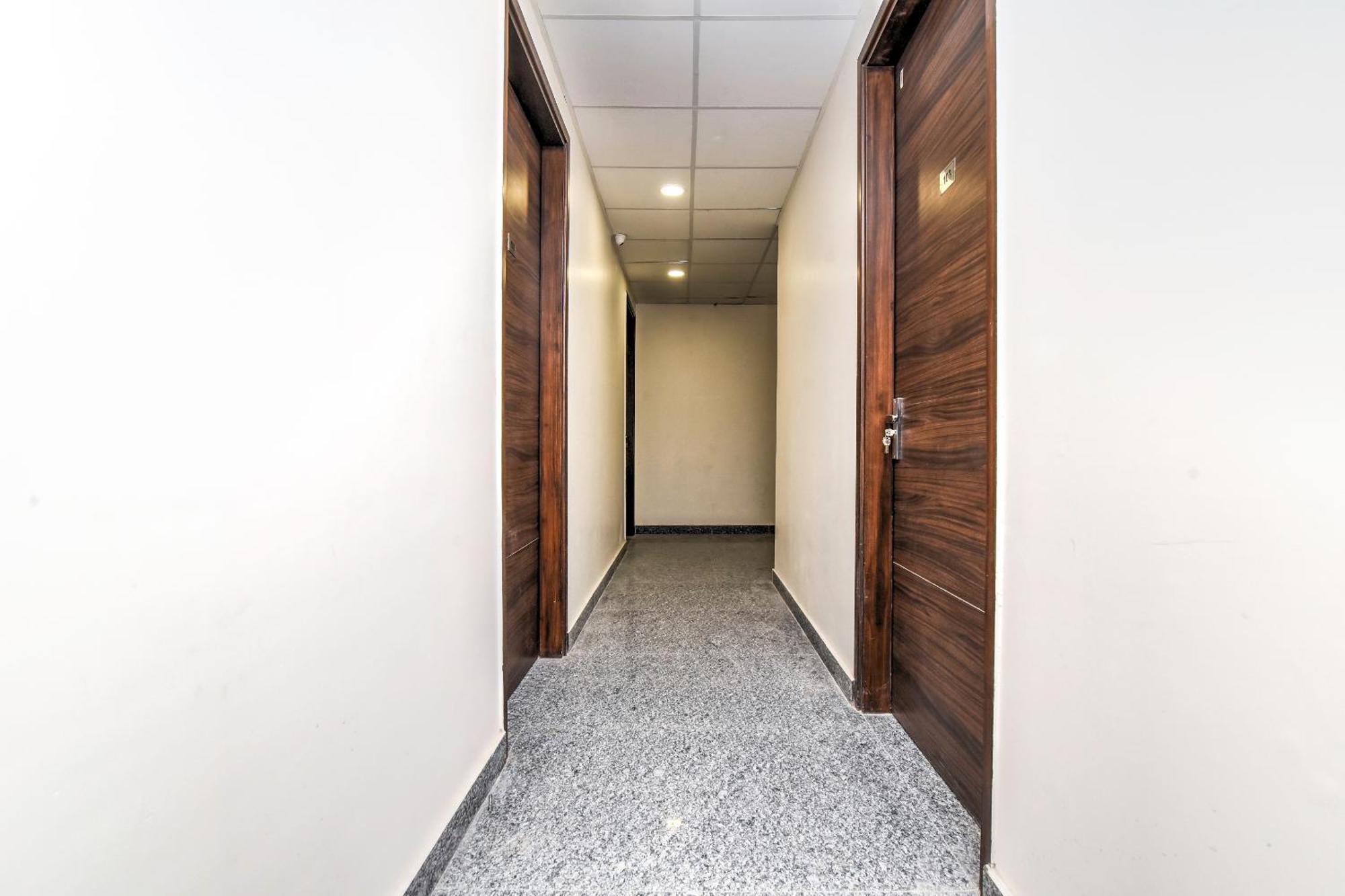 O Royal Grand Near Chhatrapati Shivaji International Airport