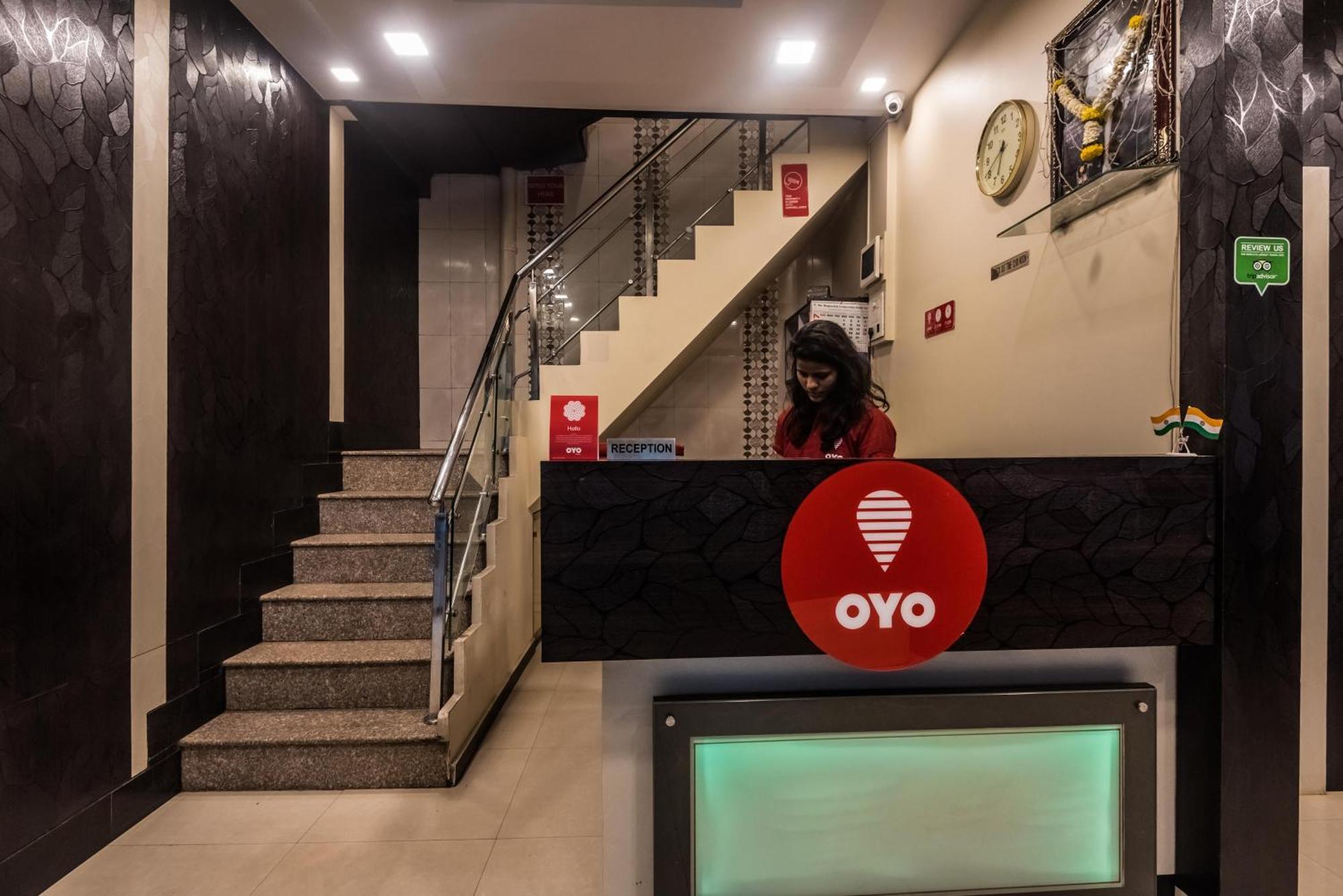 O Royal Grand Near Chhatrapati Shivaji International Airport 3*