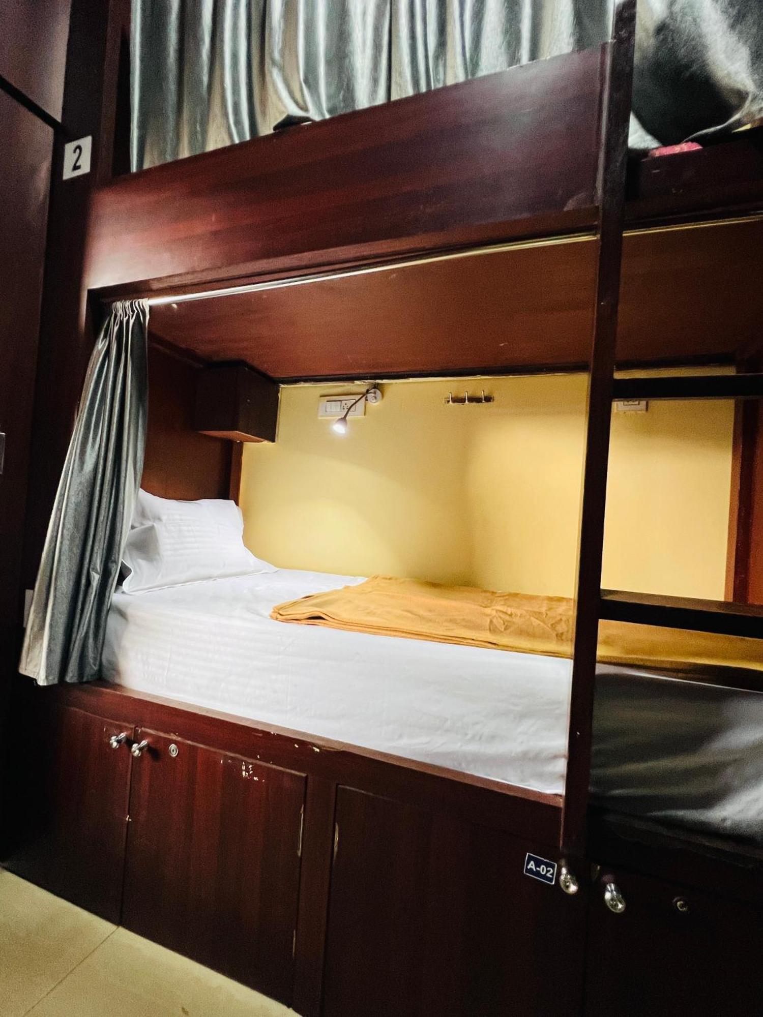 Bkc Backpacker Hostel *
