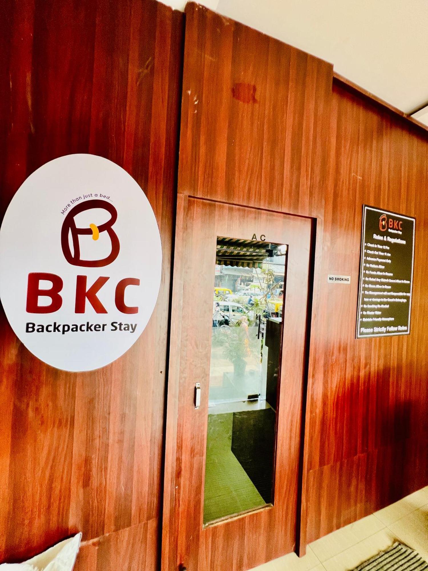 Hostel Bkc Backpacker Mumbai