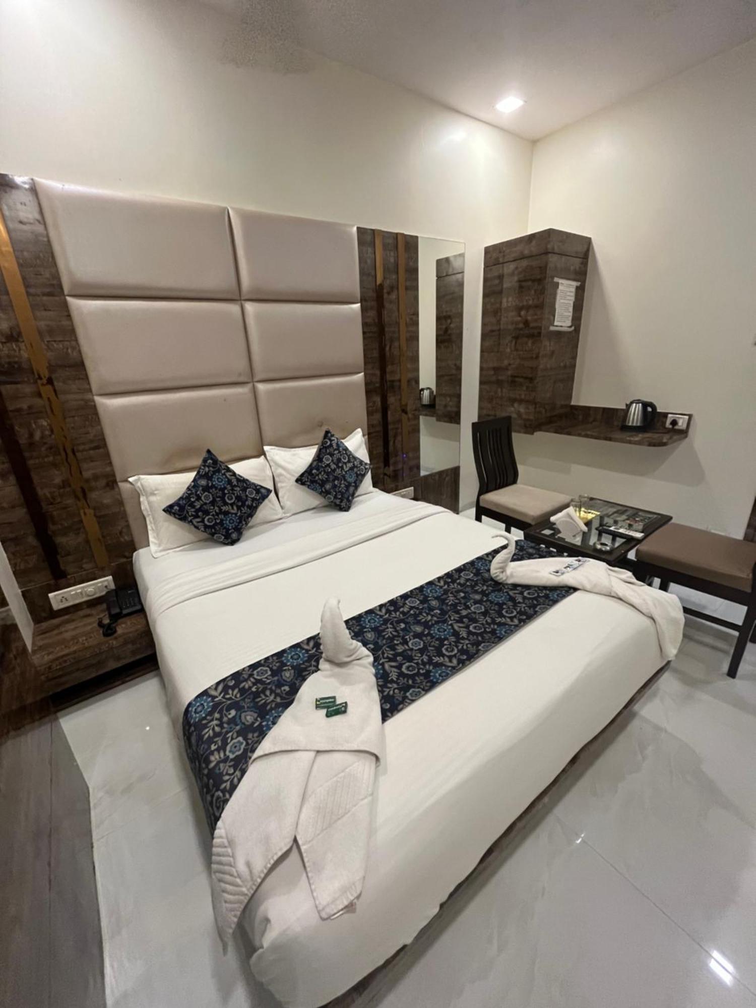 Hotel Magnet T-2 Mumbai