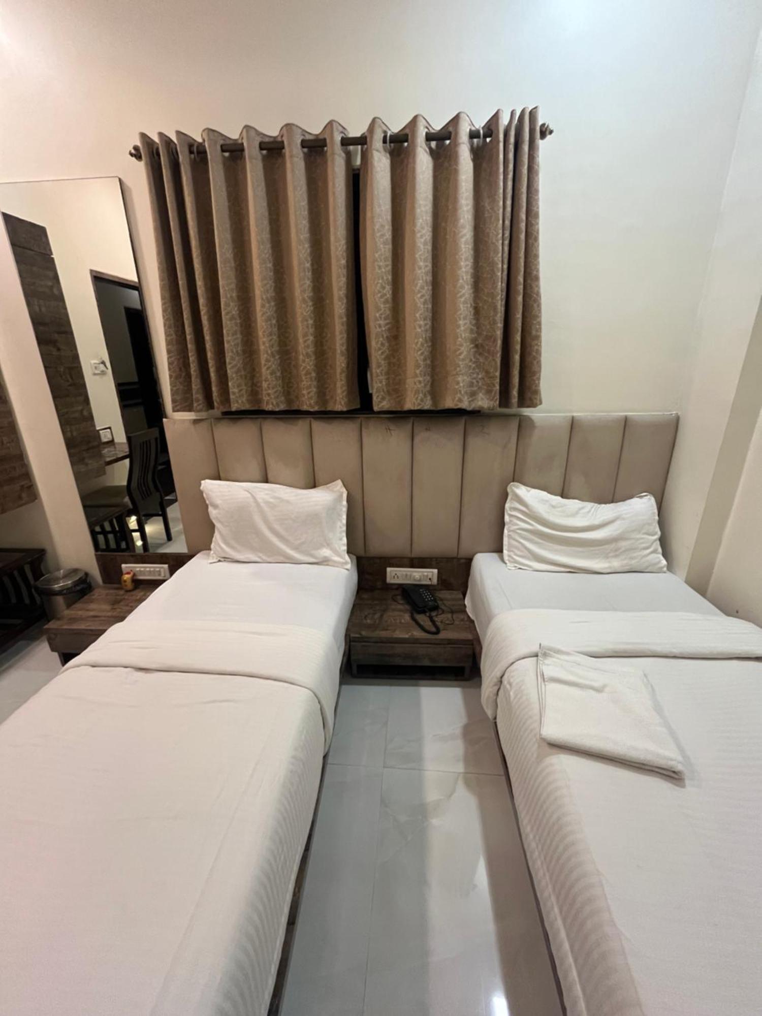 Hotel Magnet T-2 Mumbai