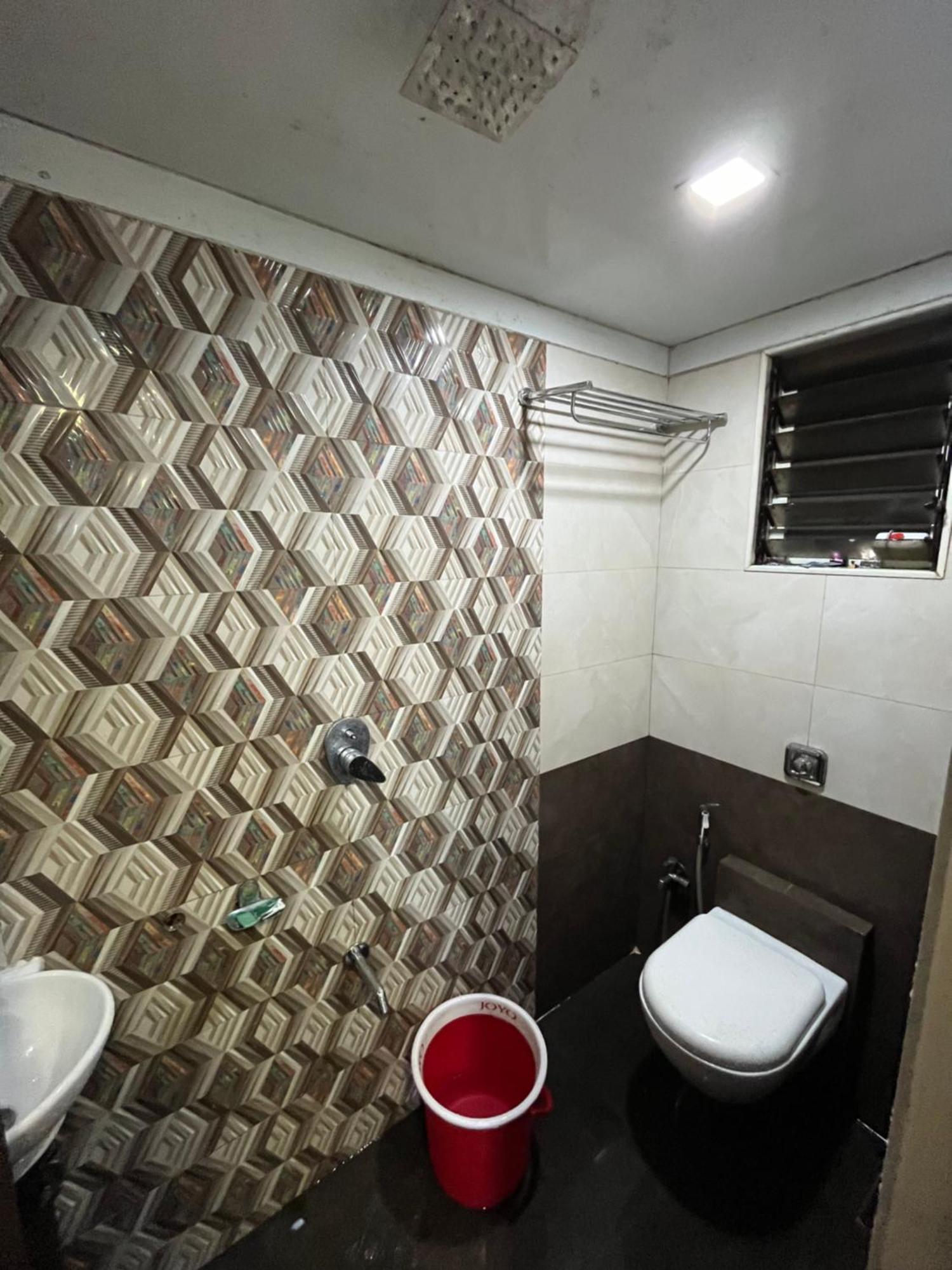 Magnet T-2 Hotel