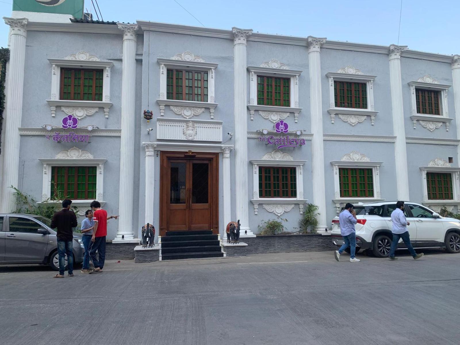 Hotel The Cattleya Mumbai