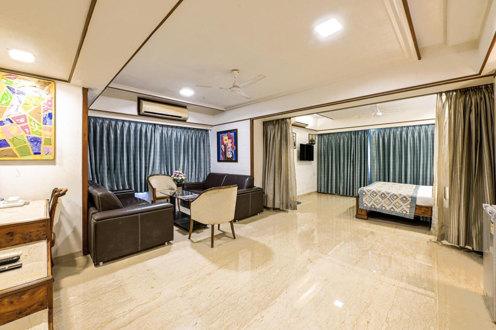 Hotel Regal Enclave 3*