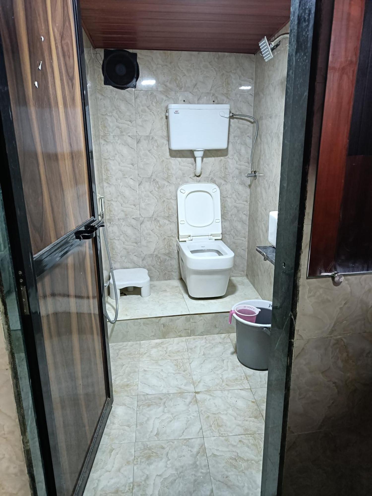 Asra For Male And Female Hotel