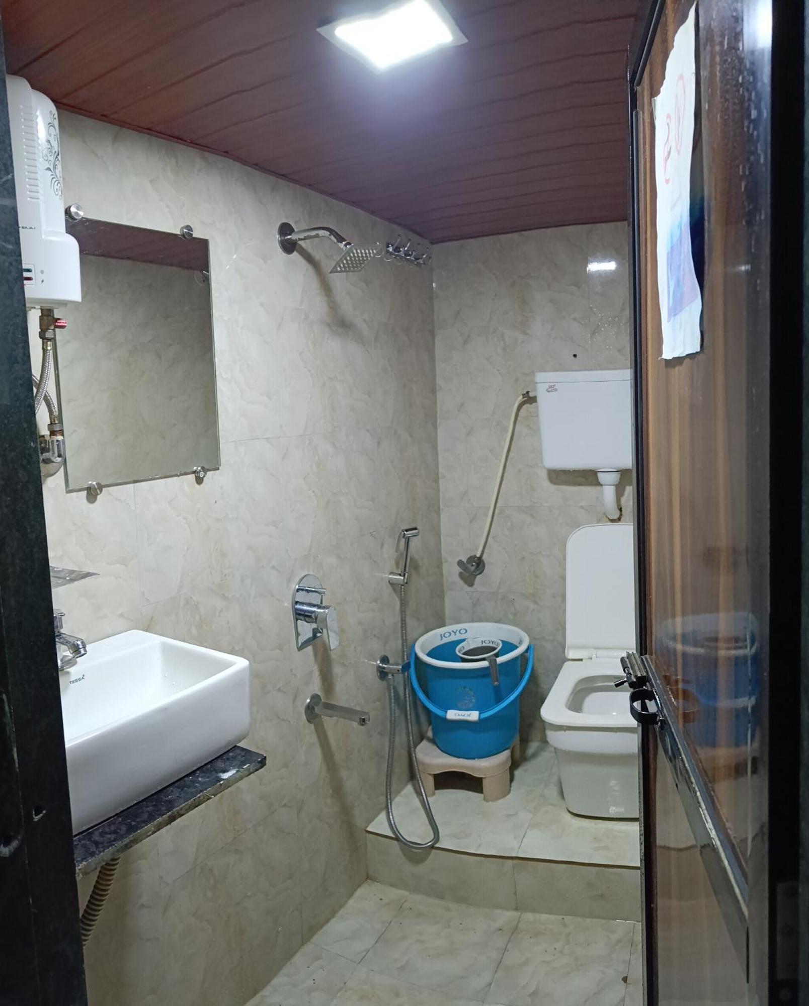 Hotel Asra For Male And Female