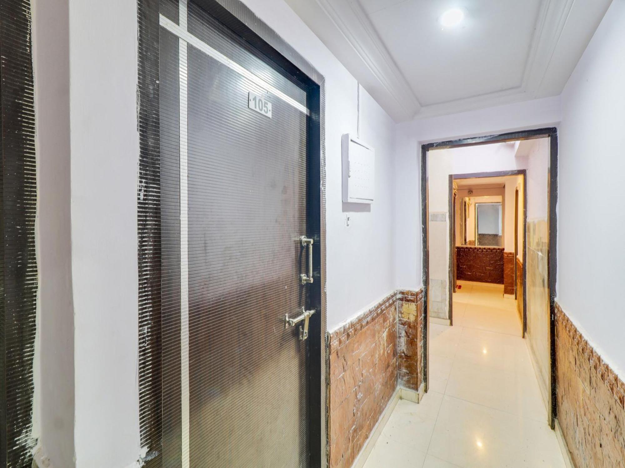 Collection O Sher E Punjab Andheri 3*
