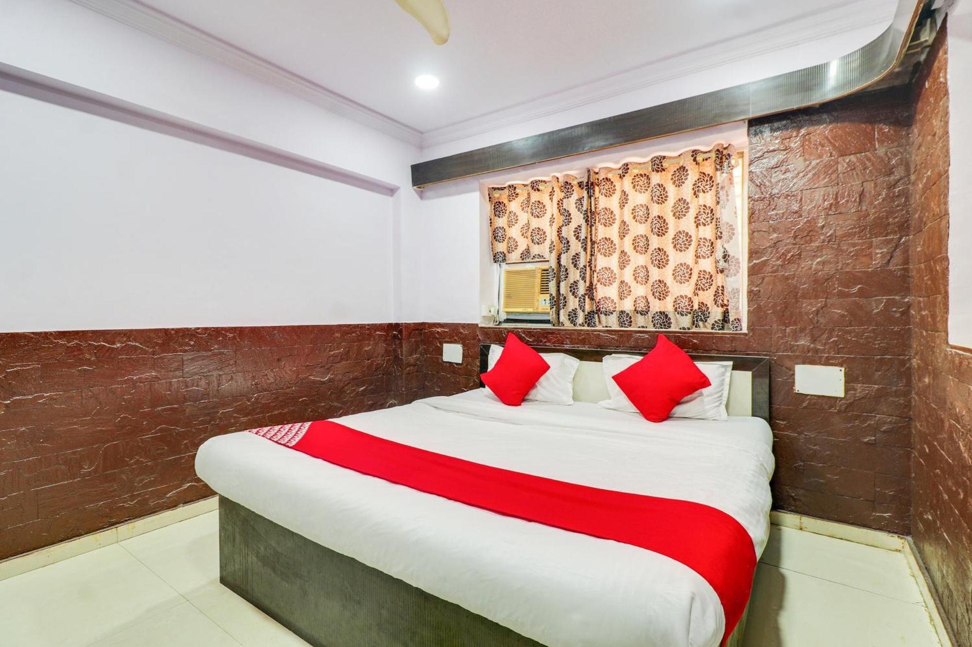 Hotel Collection O Sher E Punjab Andheri