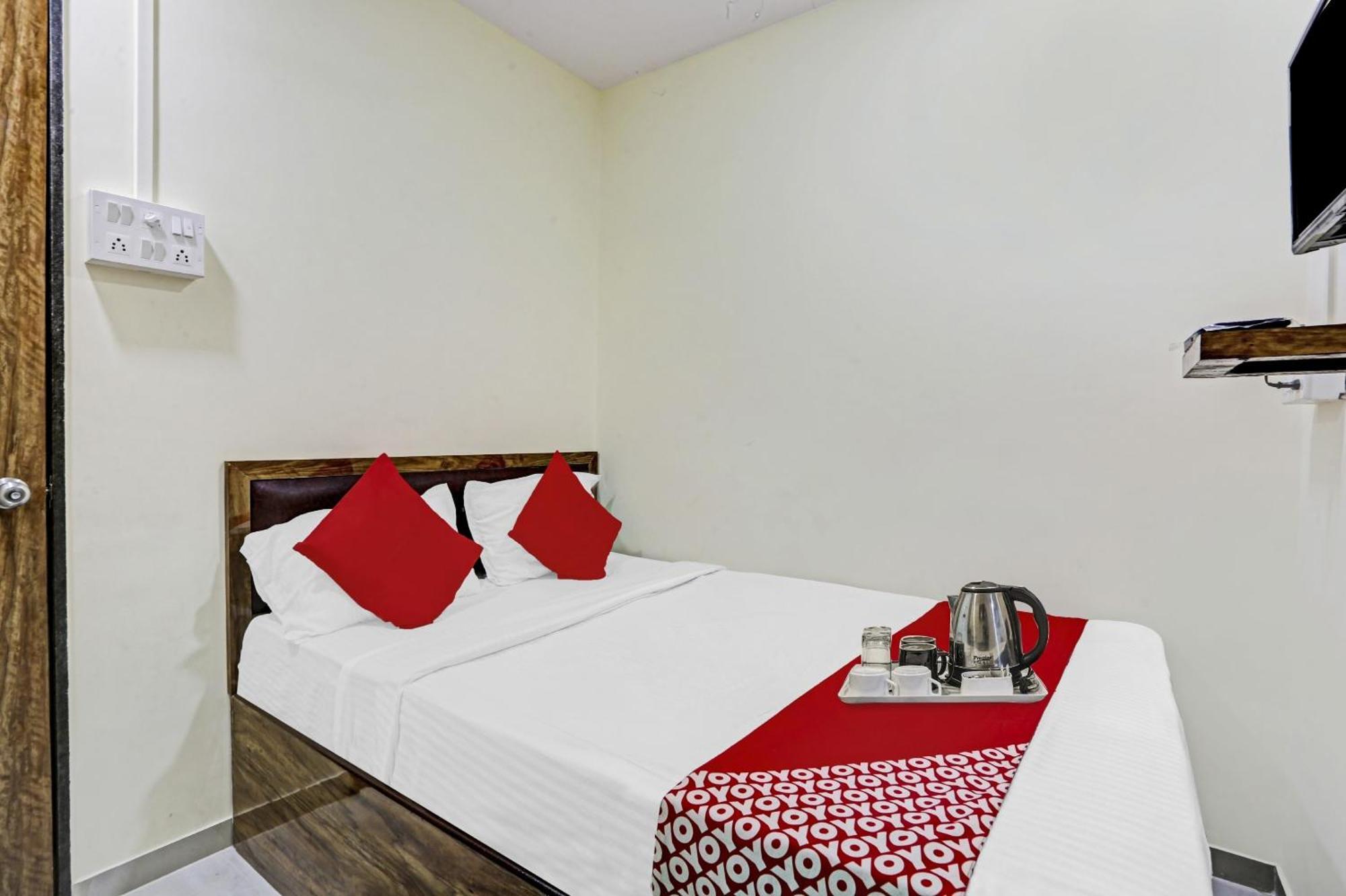 Hotel O S K Palace 3*