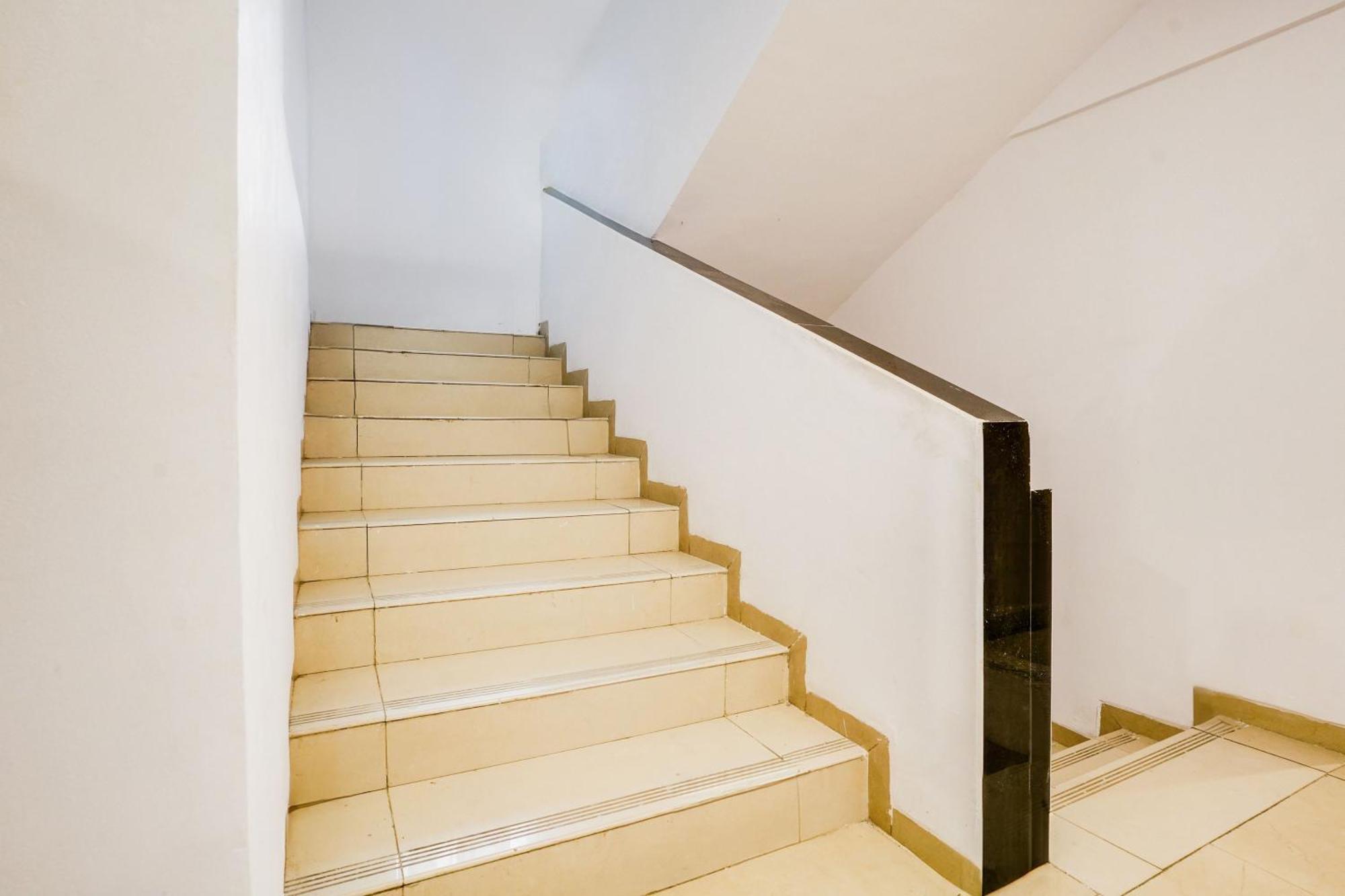 Super Townhouse Marol Near Airport 4* Mumbai
