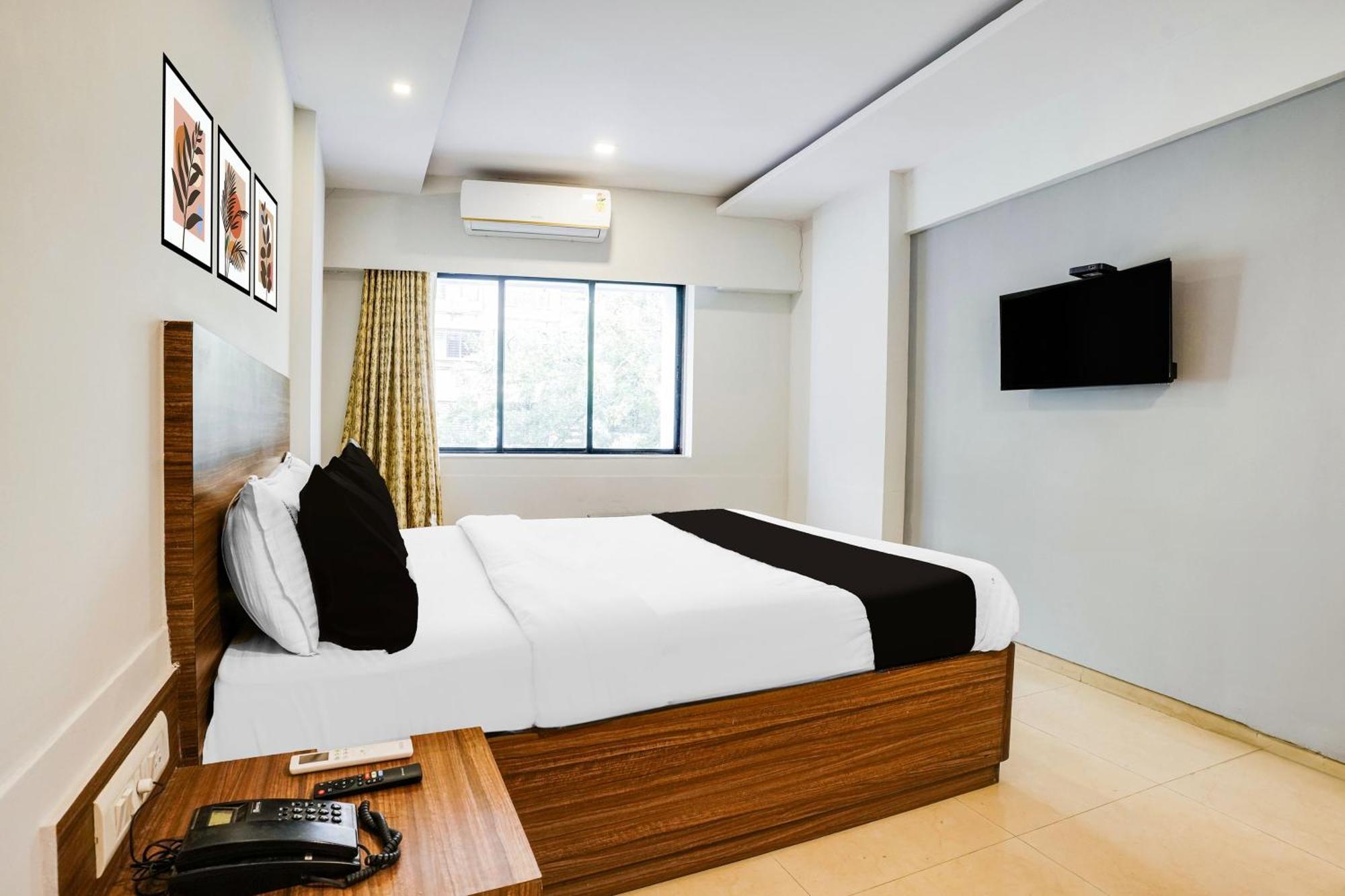 Super Townhouse Marol Near Airport 4*