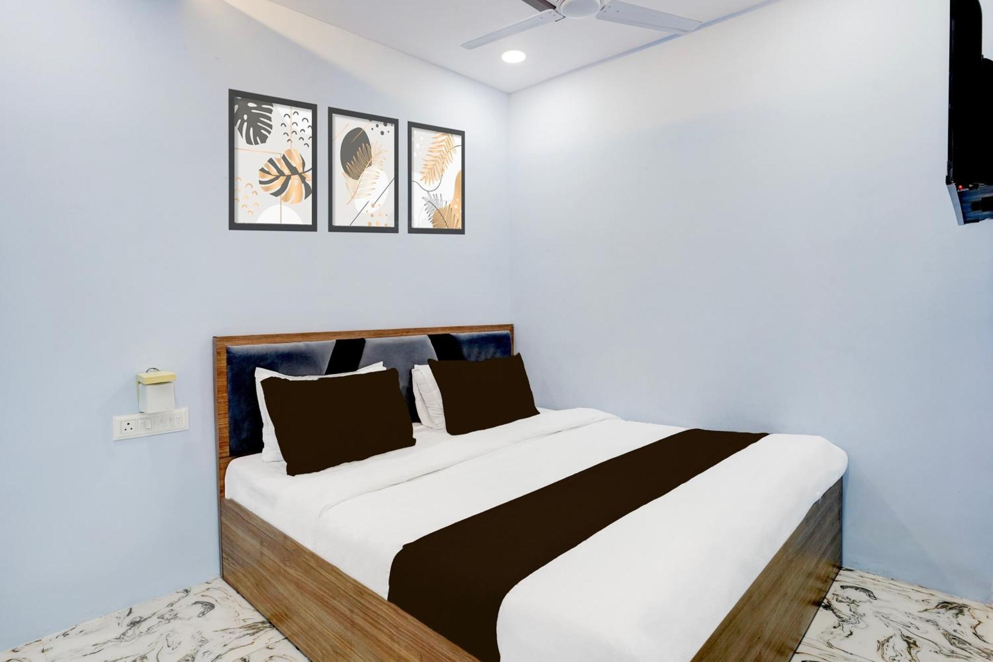 Hotel O Ashyana & Mumbai