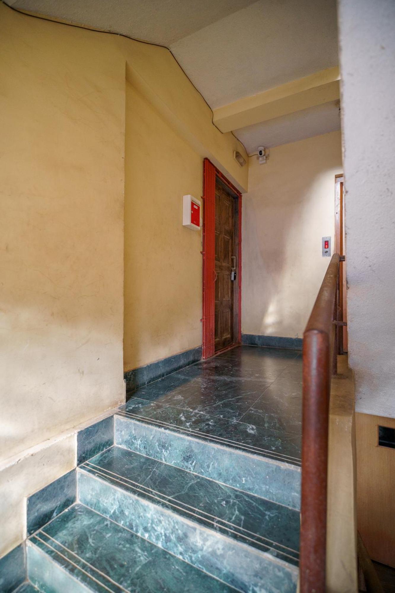Chloe 1bhk Bandra W By The Company * Mumbai