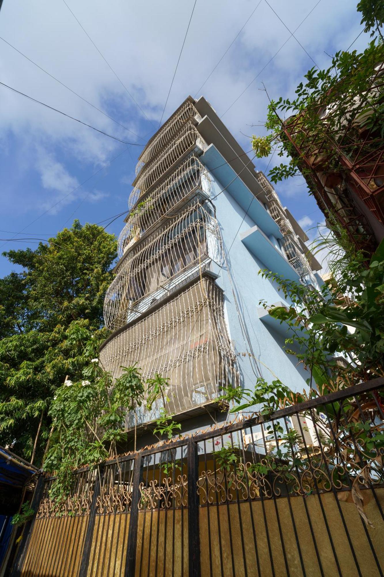 Chloe 1bhk Bandra W By The Company * Mumbai
