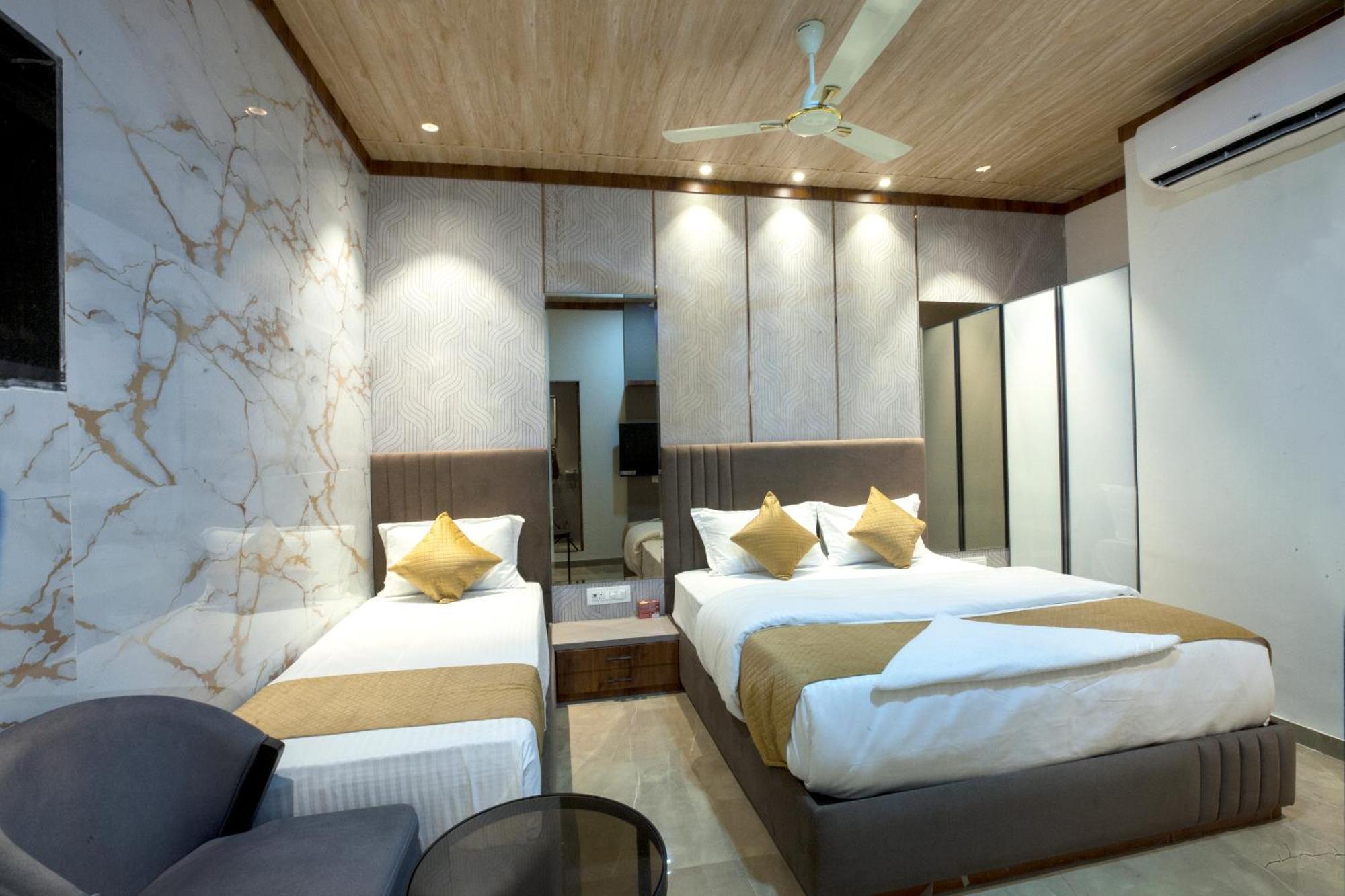 Hotel Nexus - Near Nesco
