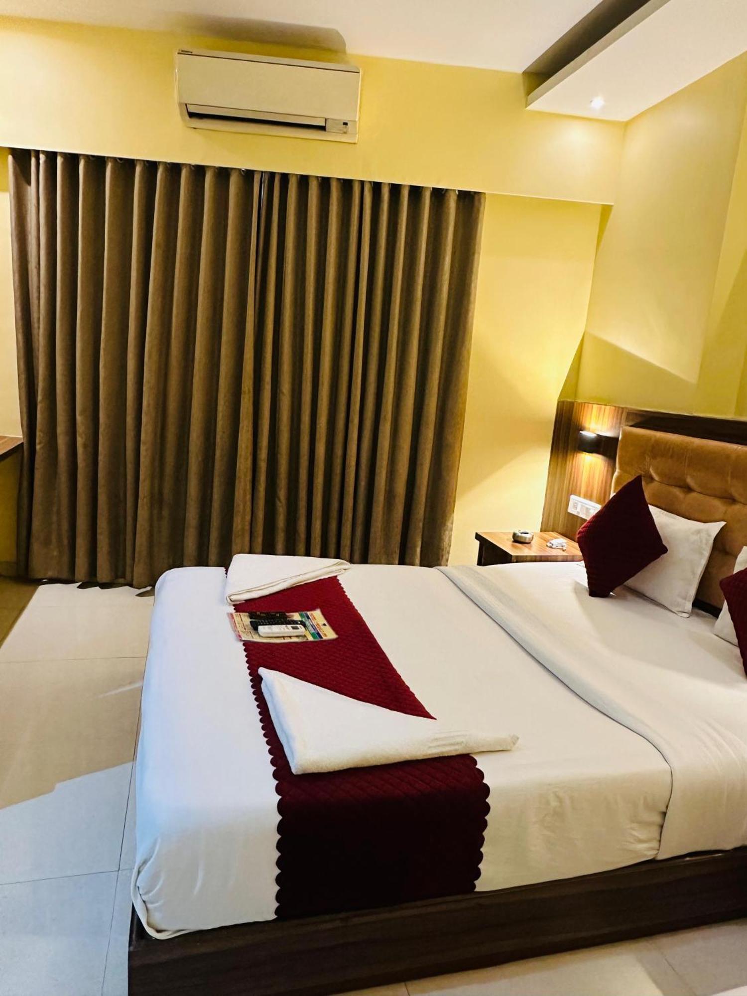 Hotel Hotel Emerald Inn Mumbai