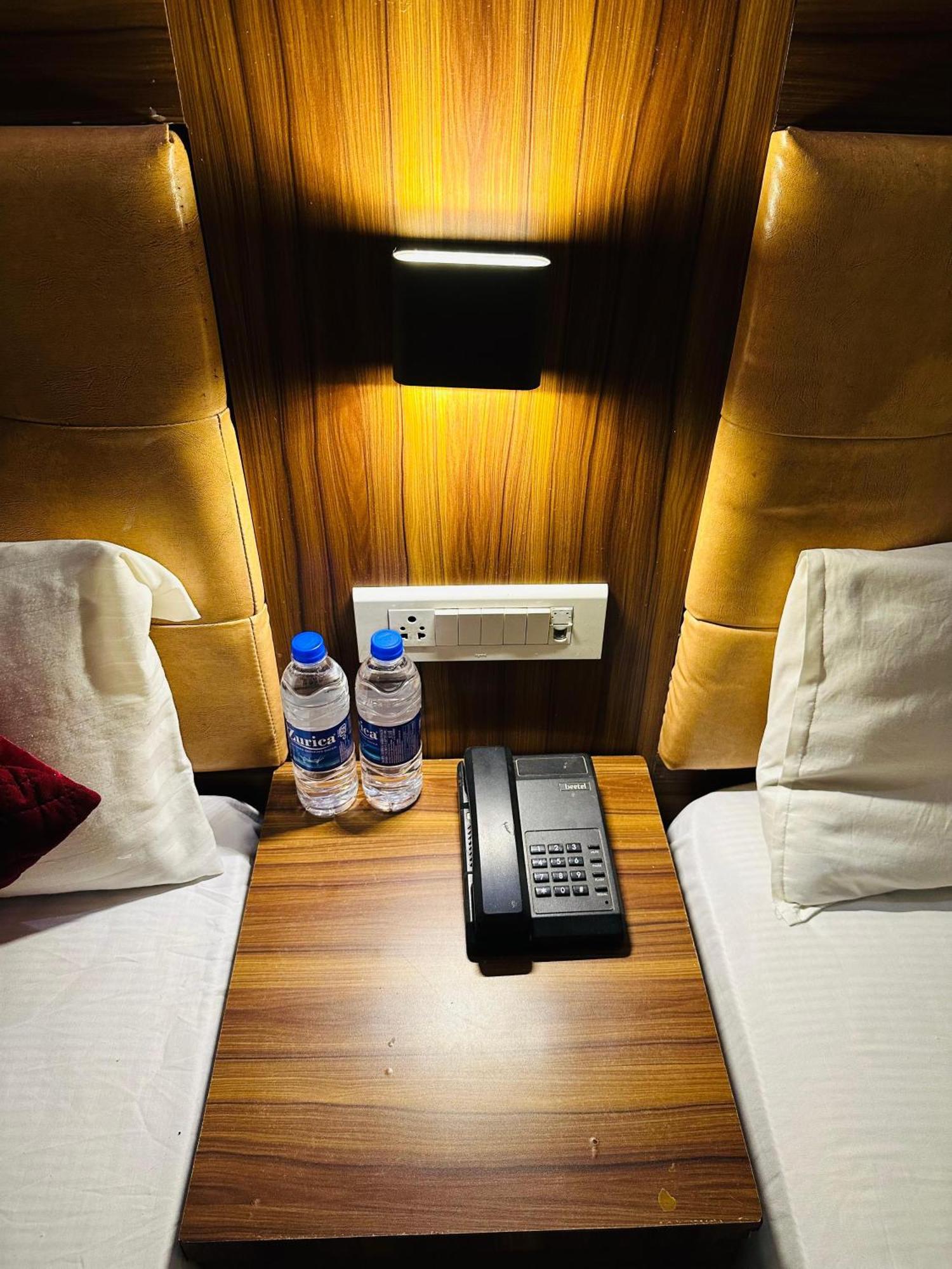 Hotel Emerald Inn Mumbai Mumbai