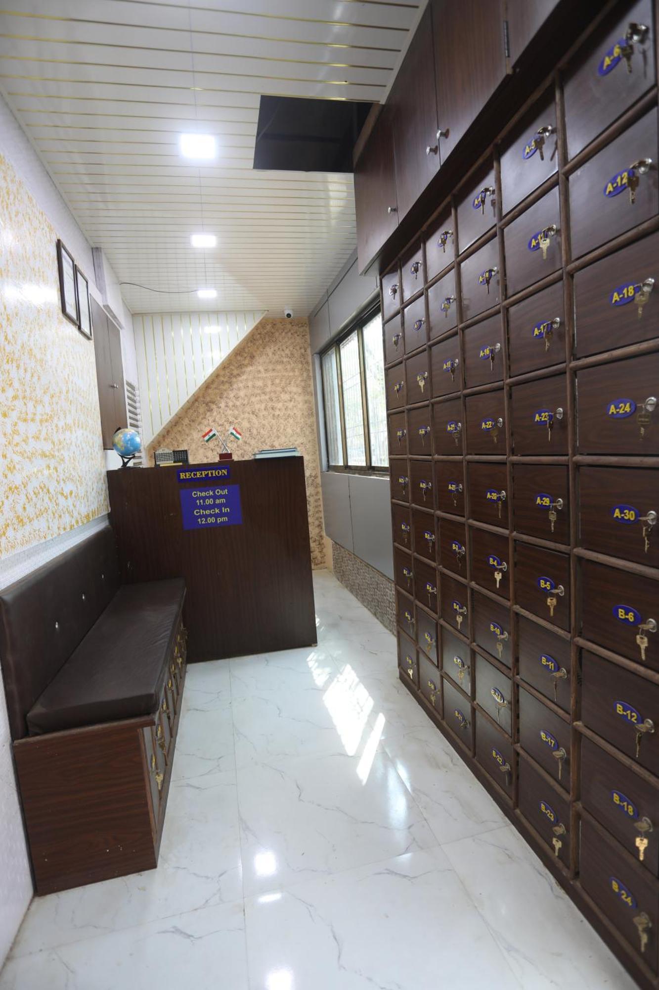 Hostel Mango Goregaon & Pg
