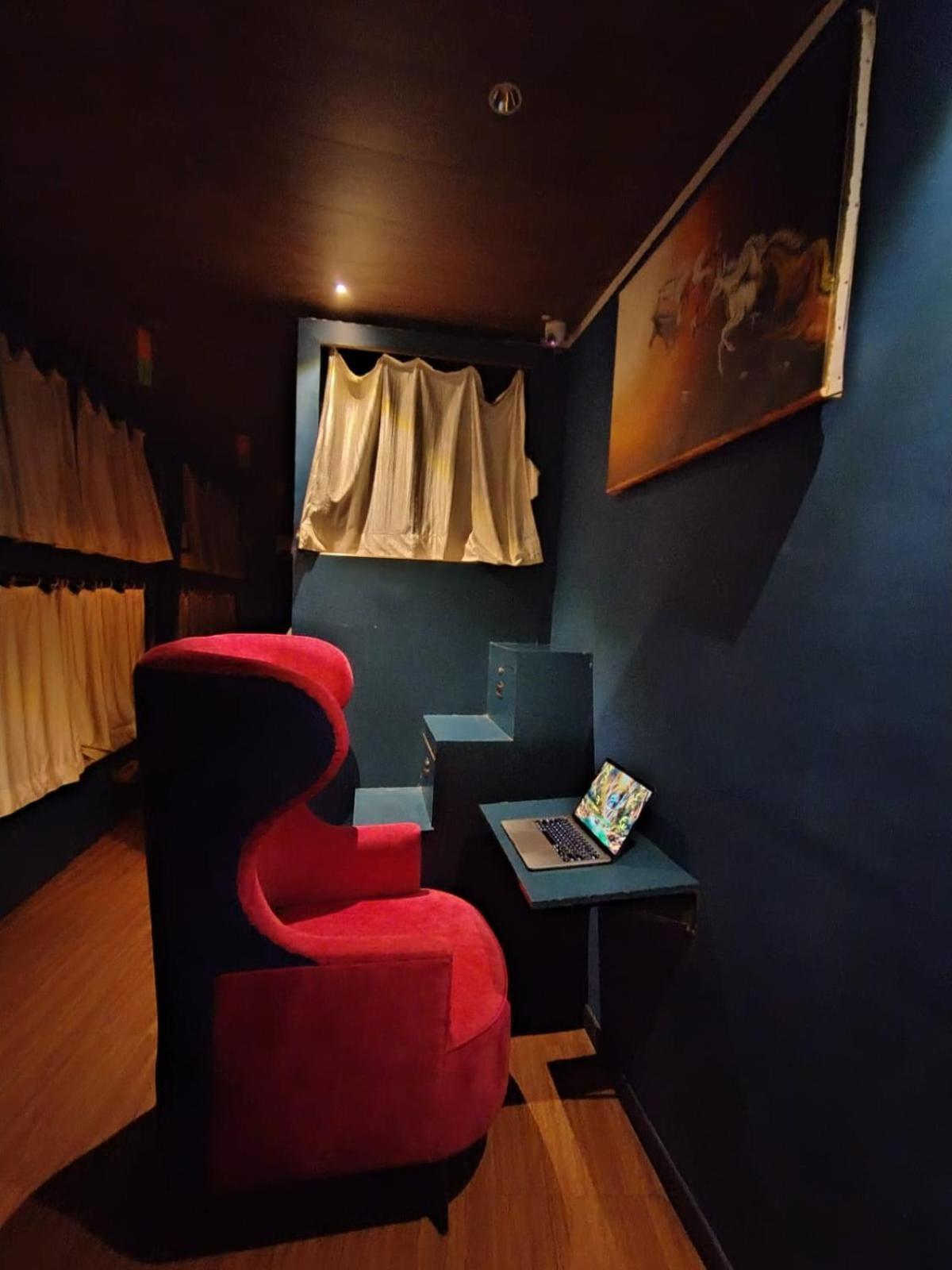 Hostel Sinhassan Juhu