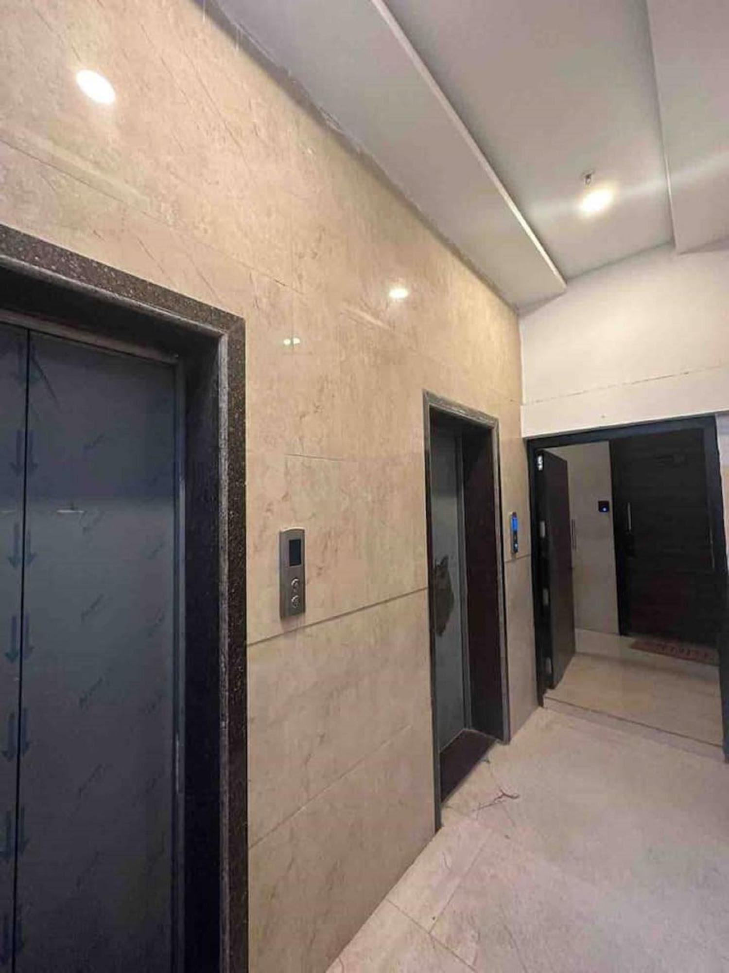 Apartment Ivy Splendour Private A, Oshiwara *