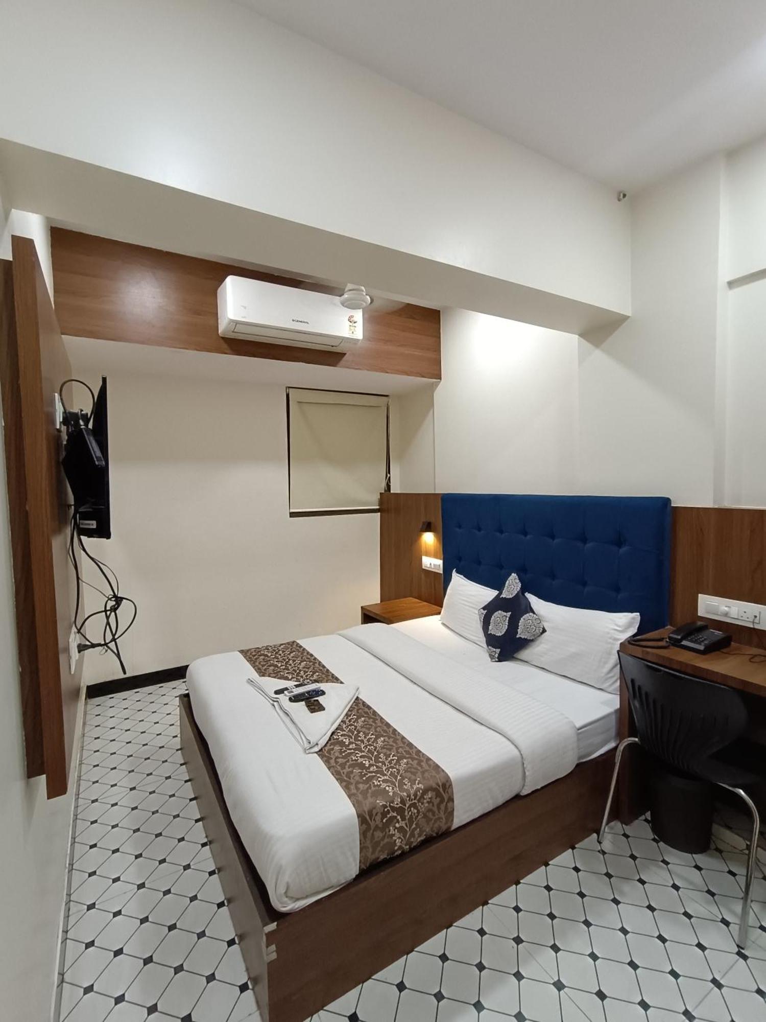 Hotel Best Hotel 3*