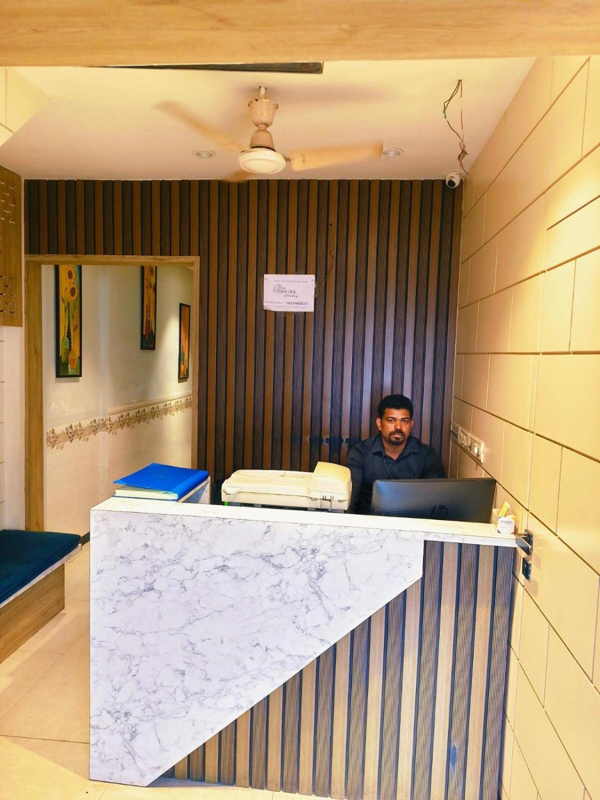 Guest house Sunrise Residency Mumbai