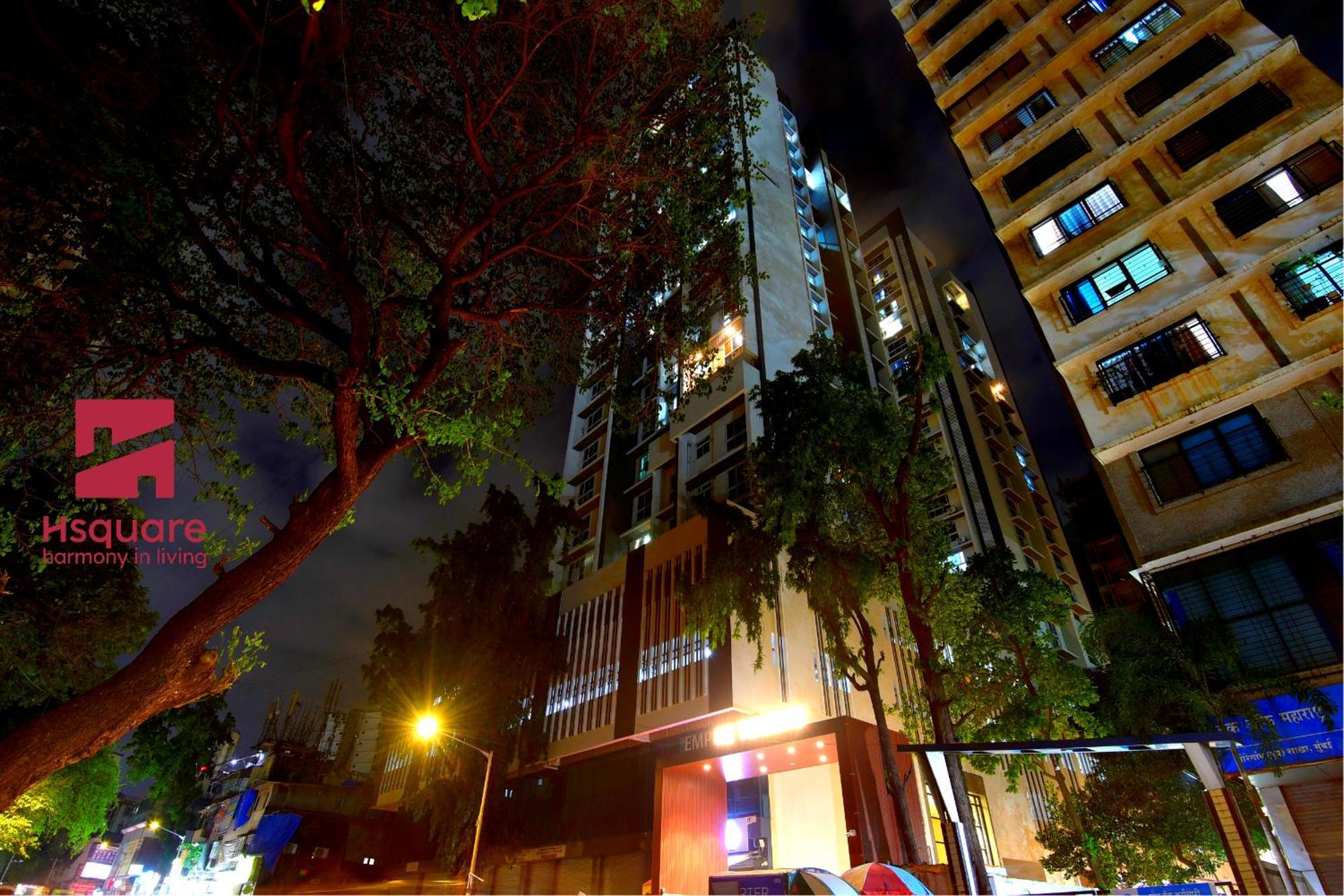 Hsquare Luxury Goregaon Apartment