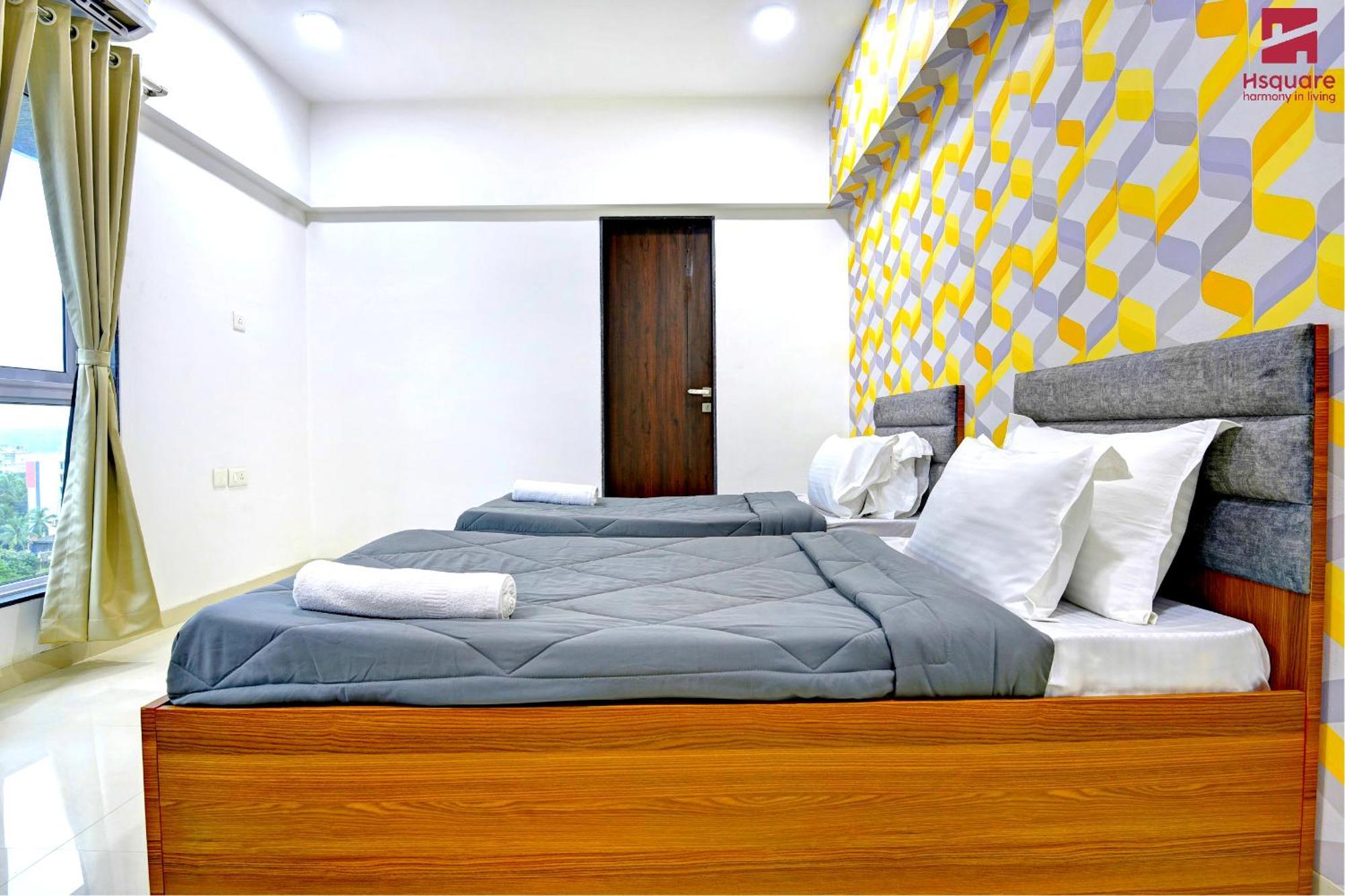 Hsquare Luxury Goregaon Apartment
