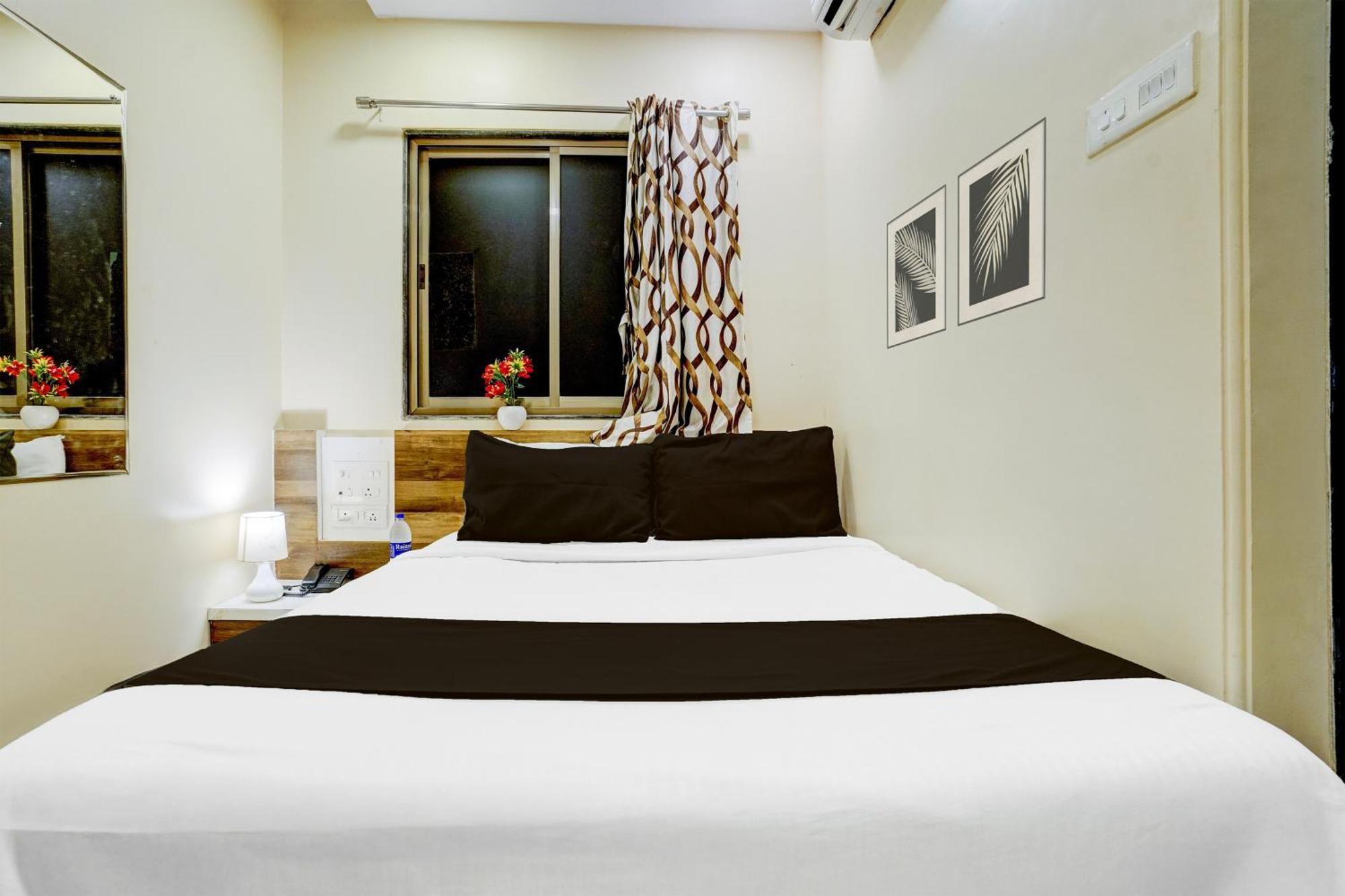 Hotel Super Collection O Airport Metro Andheri East Mumbai