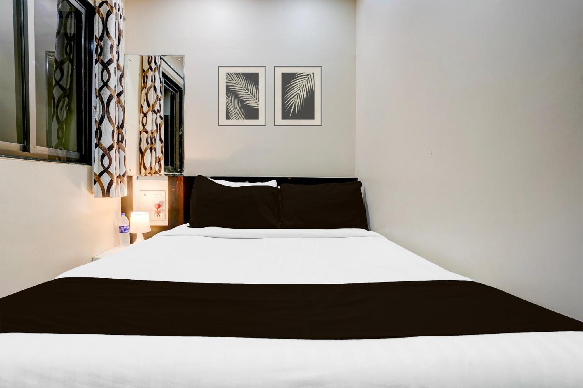 Hotel Super Collection O Airport Metro Andheri East Mumbai