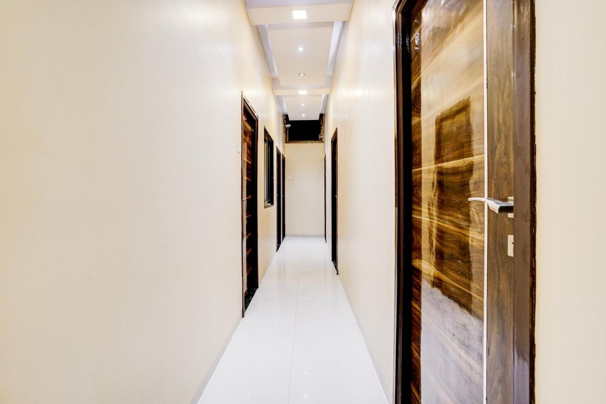 Super Collection O Airport Metro Andheri East 3* Mumbai