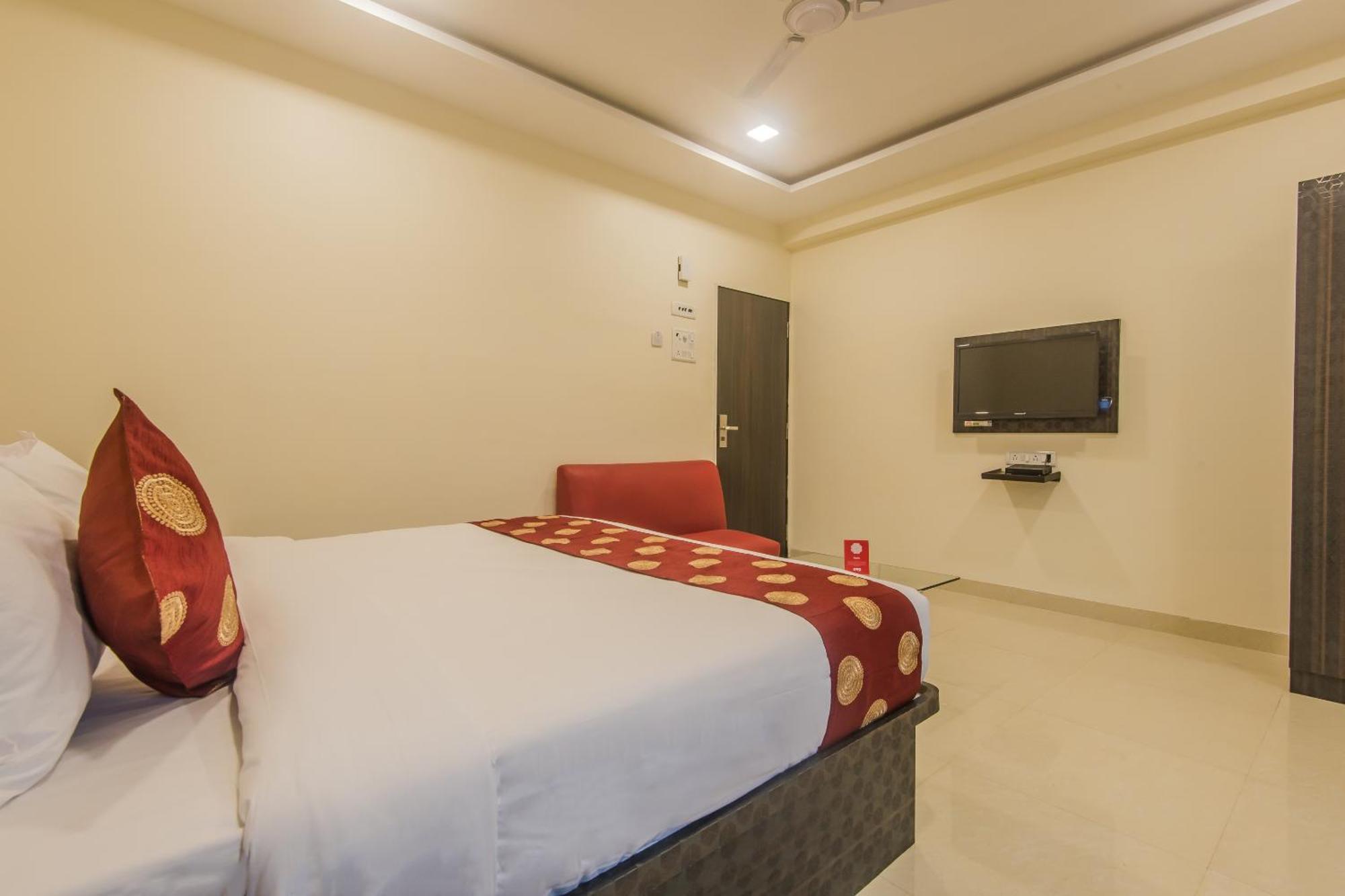 Super O Palace Near Don Bosco Hotel 3*