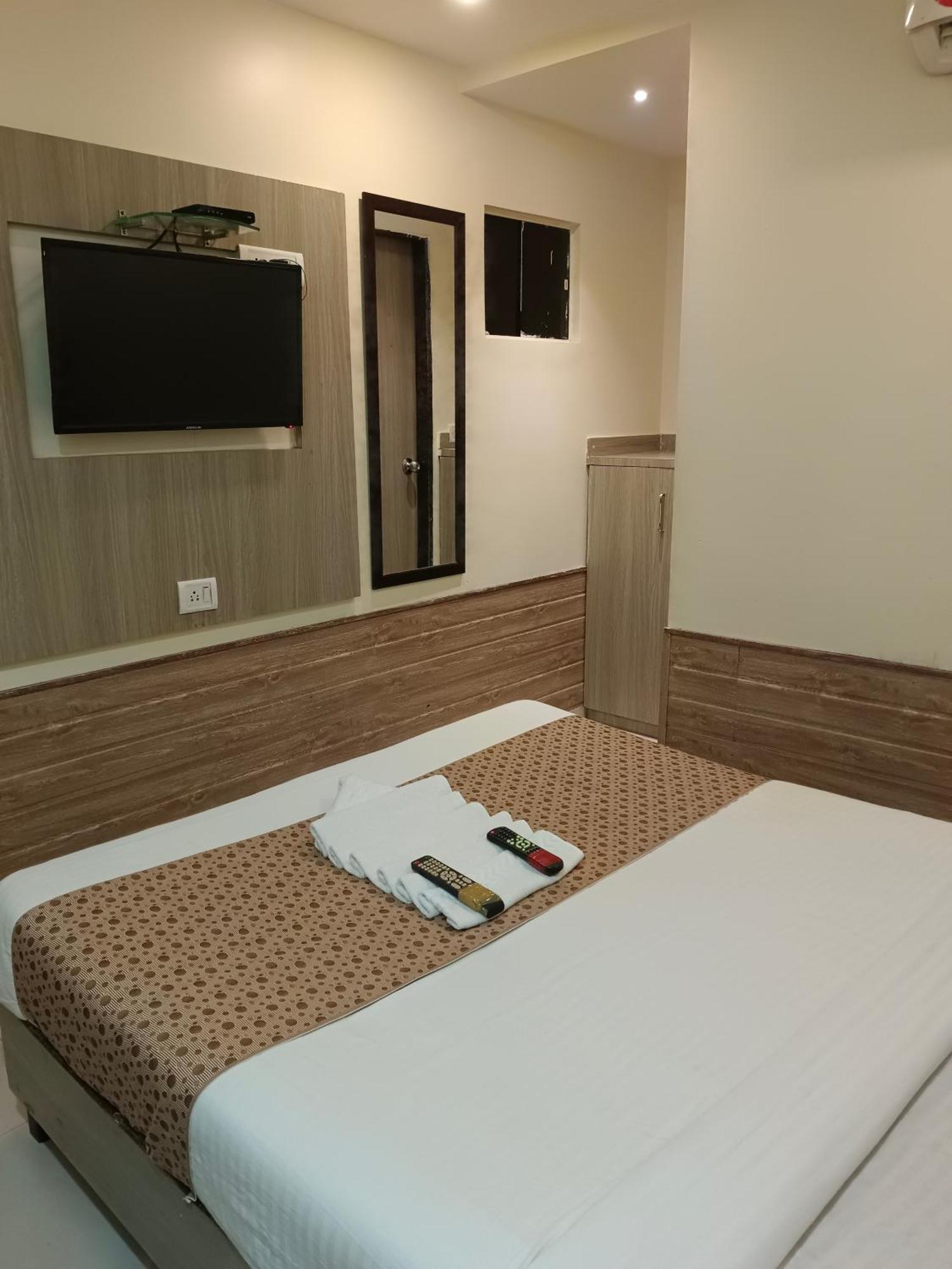 Time Gold Near Domestics Airport * Mumbai