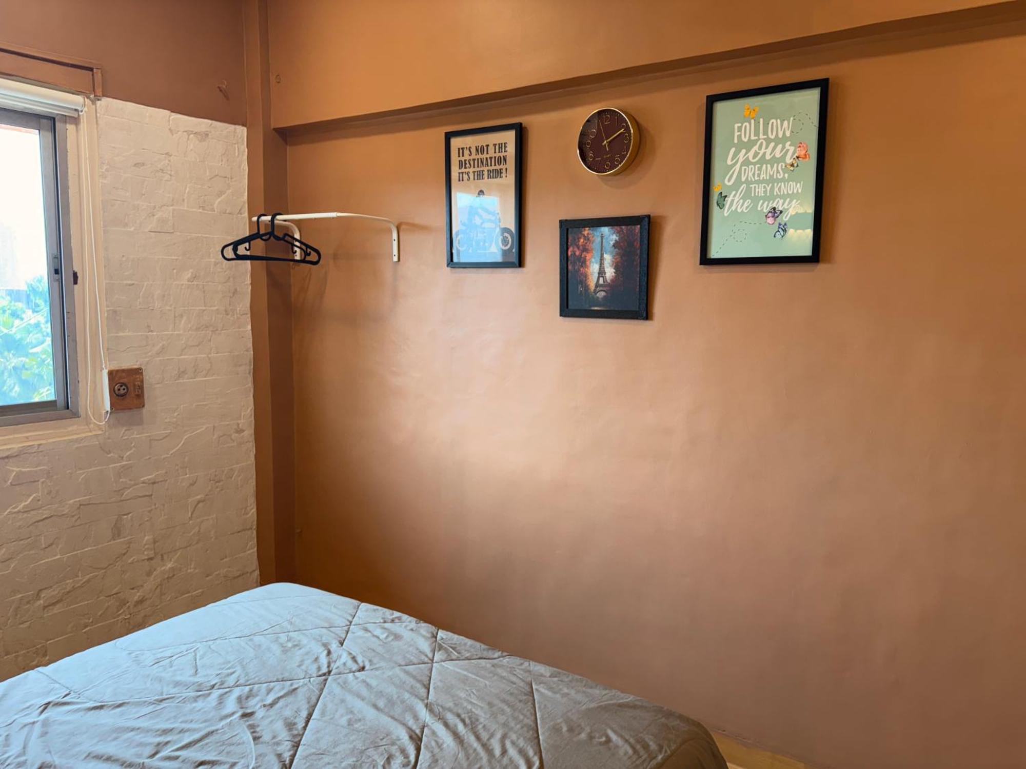 Elite 1 - 65'tv, Netflix&chill, Luxury 2bhk