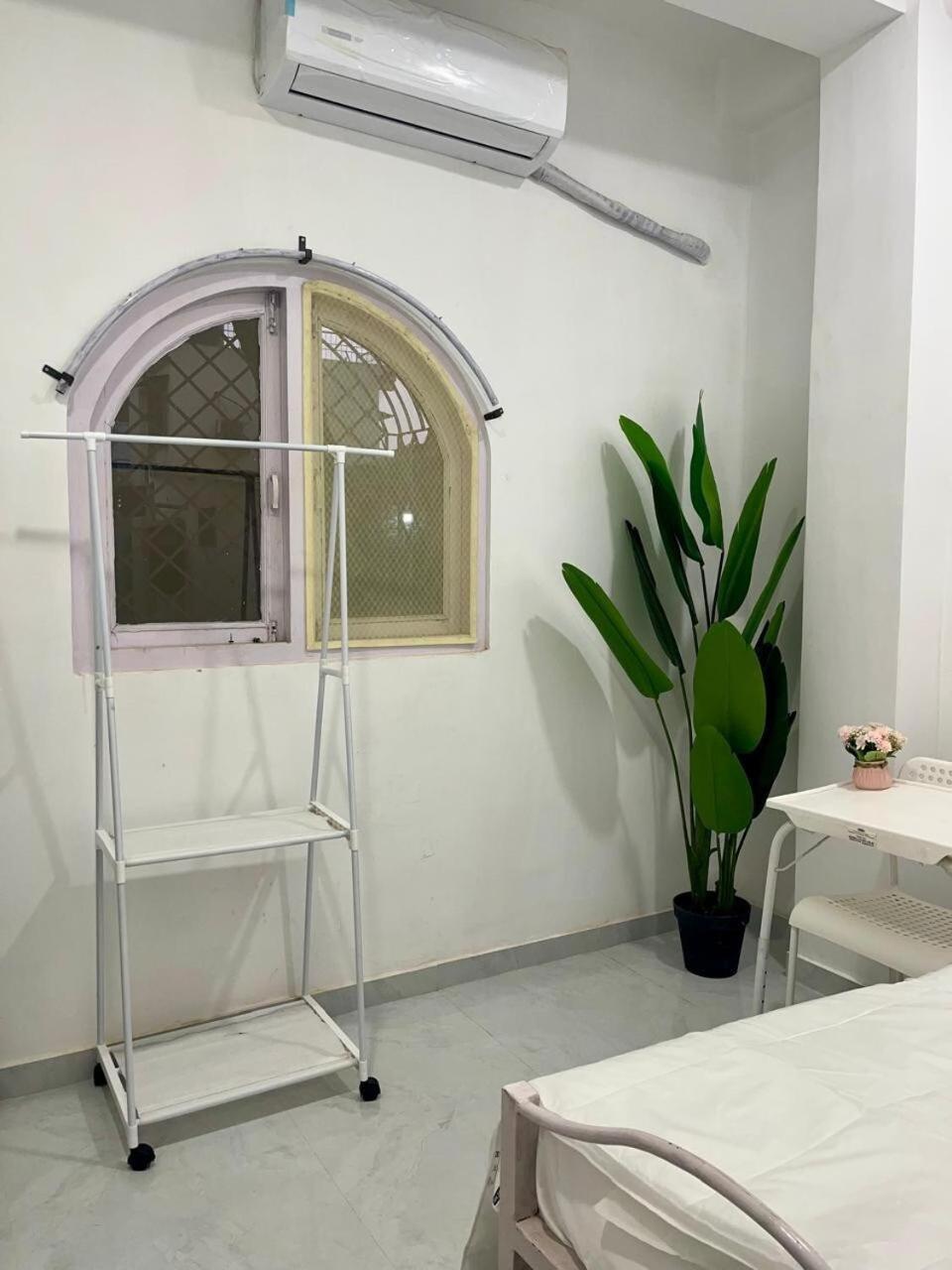 Friends And Family Group Villa- Borivali West