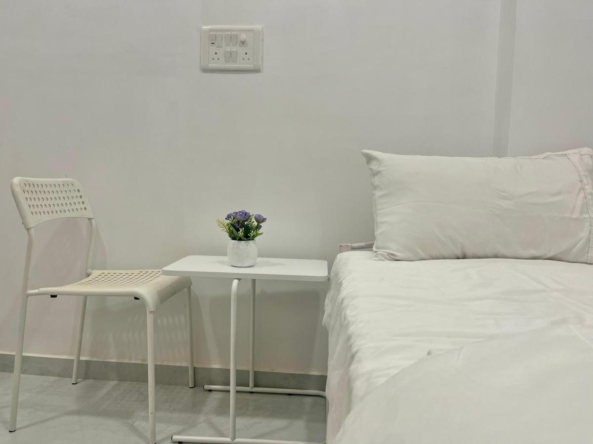 Friends And Family Group Villa- Borivali West *
