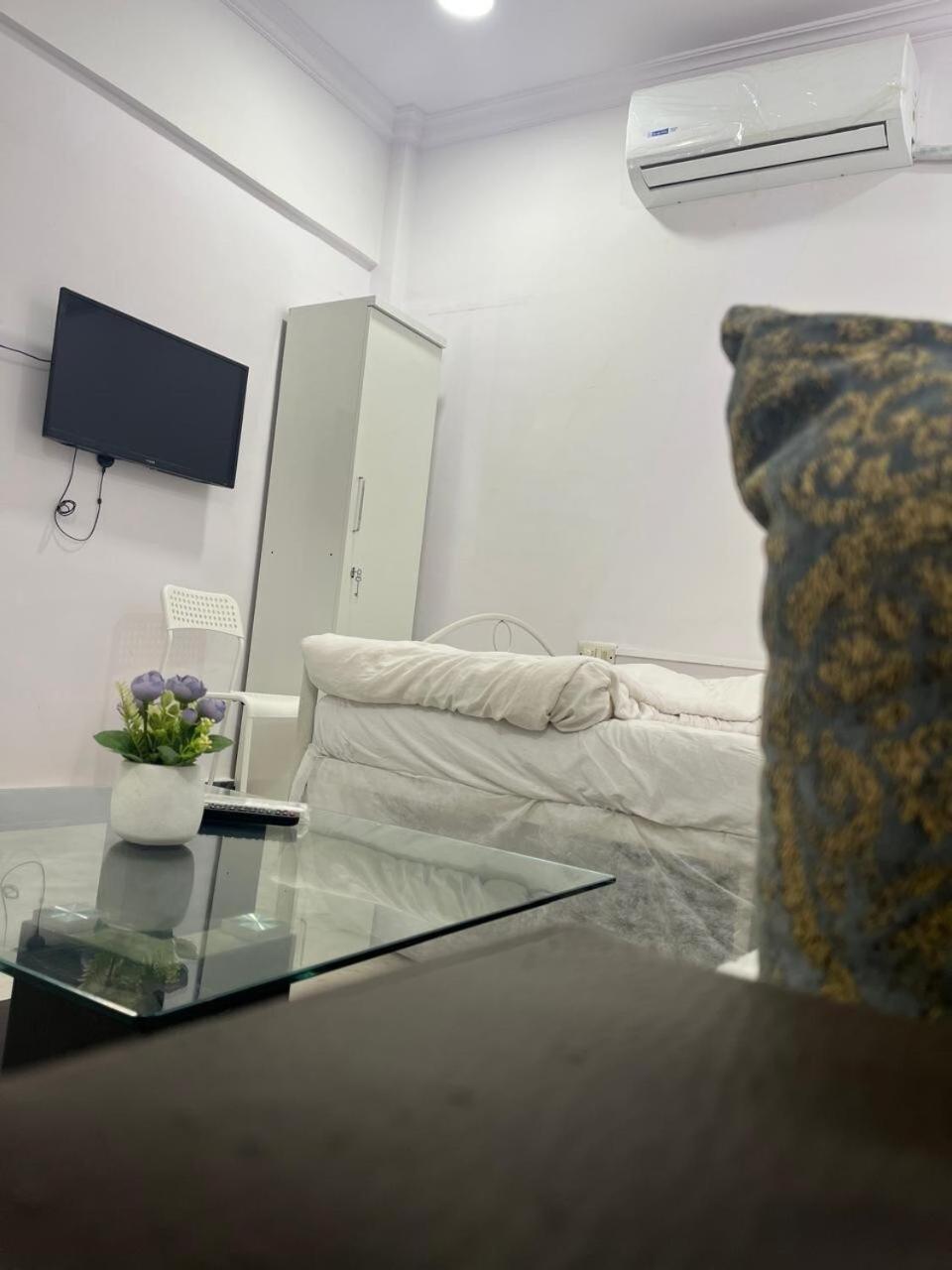 Friends And Family Group Villa- Borivali West Villa