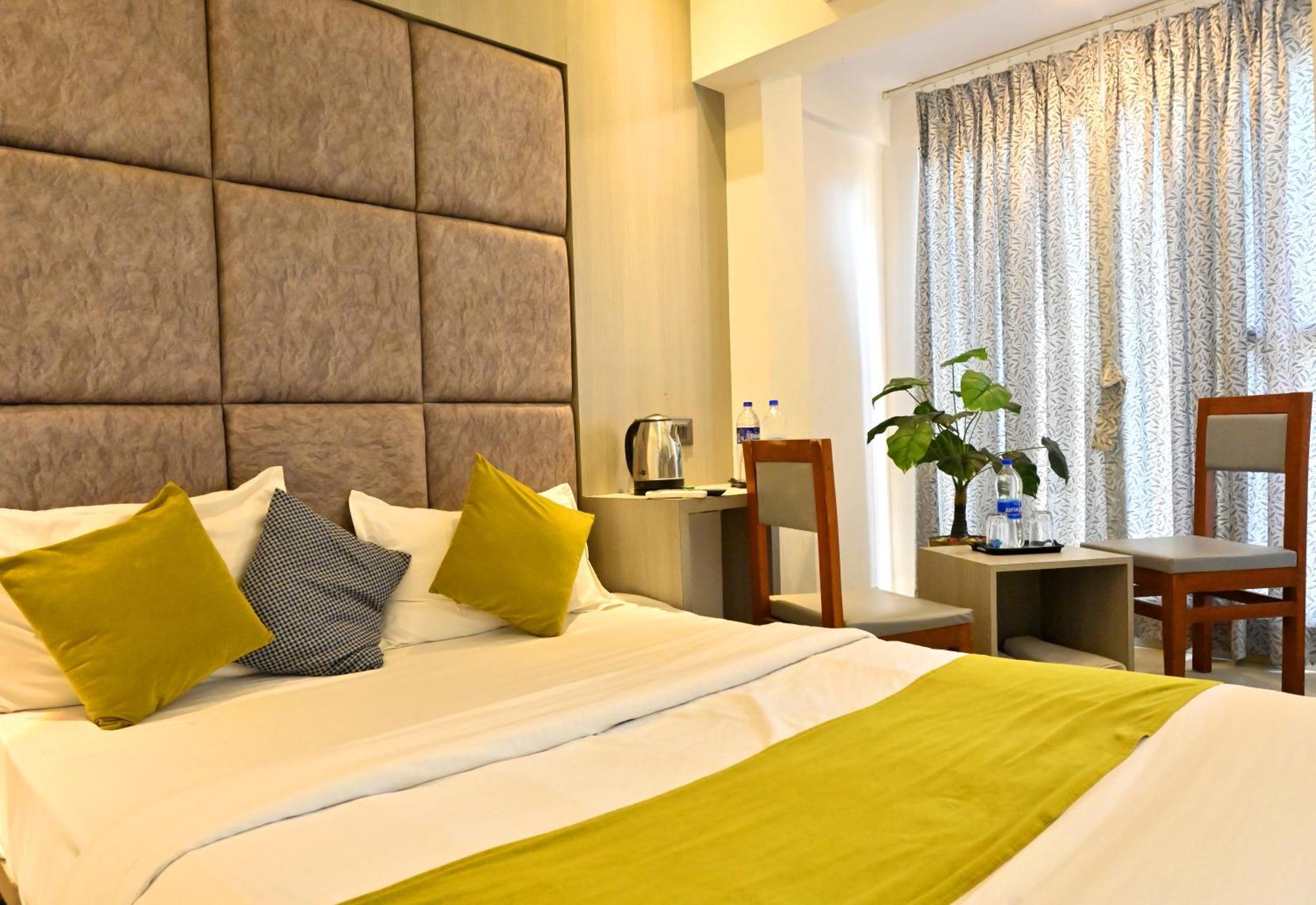 Preston Hotel *