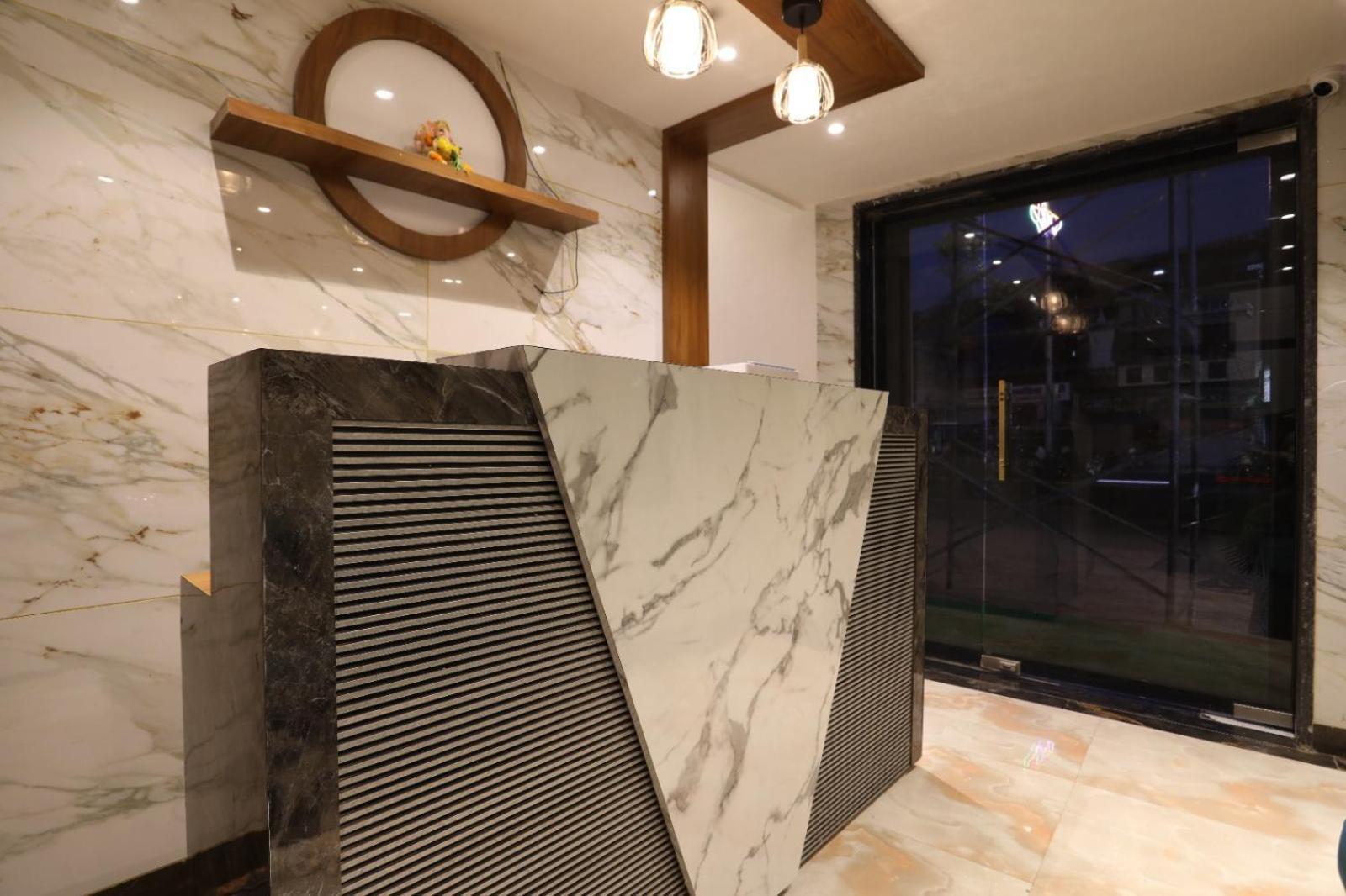 New Diamond Residency * Mumbai