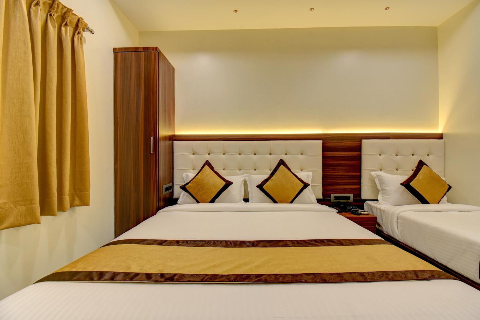 Majestic Crest Sakinaka Hotel