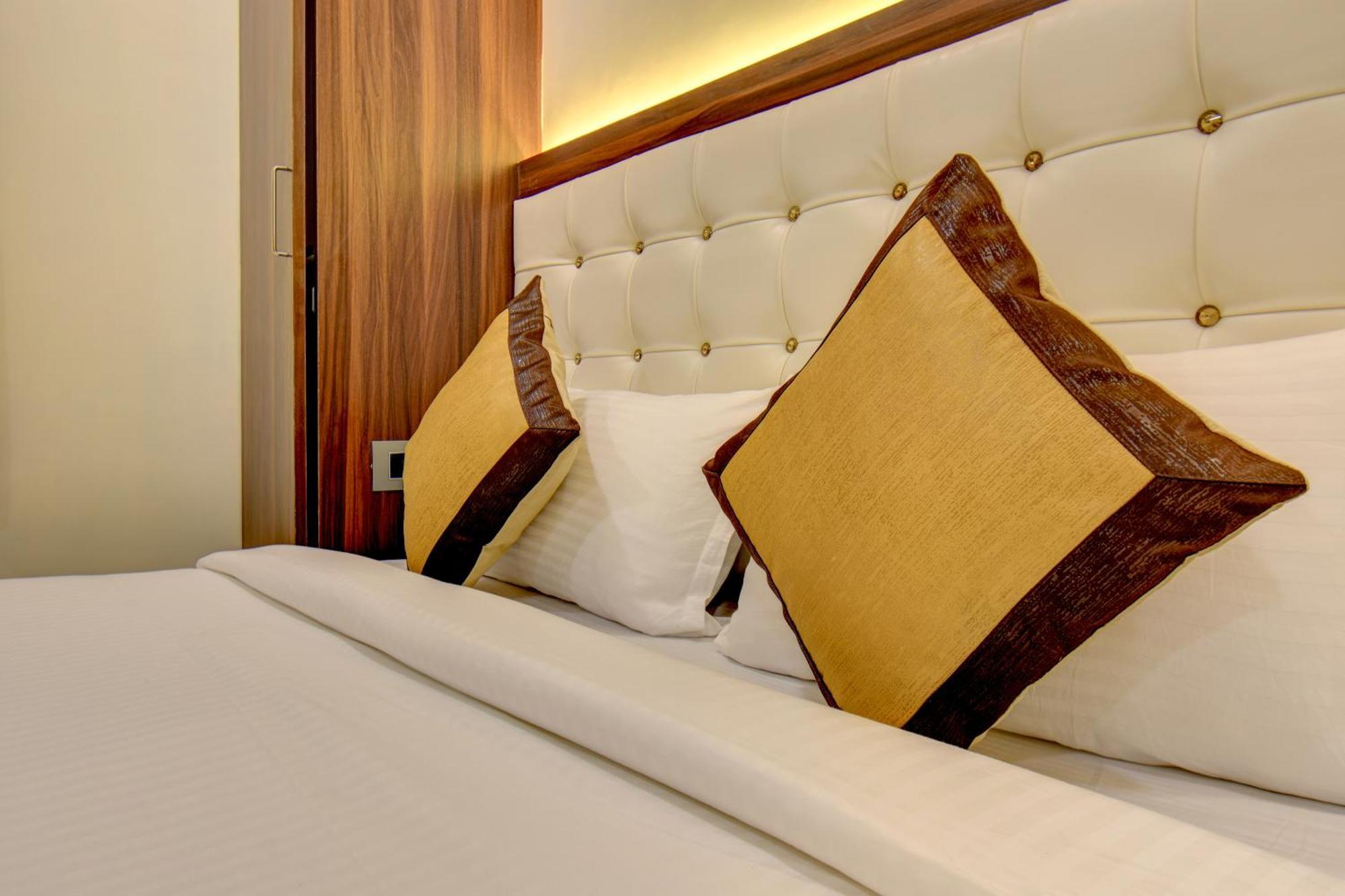 Hotel Majestic Crest Sakinaka 3*