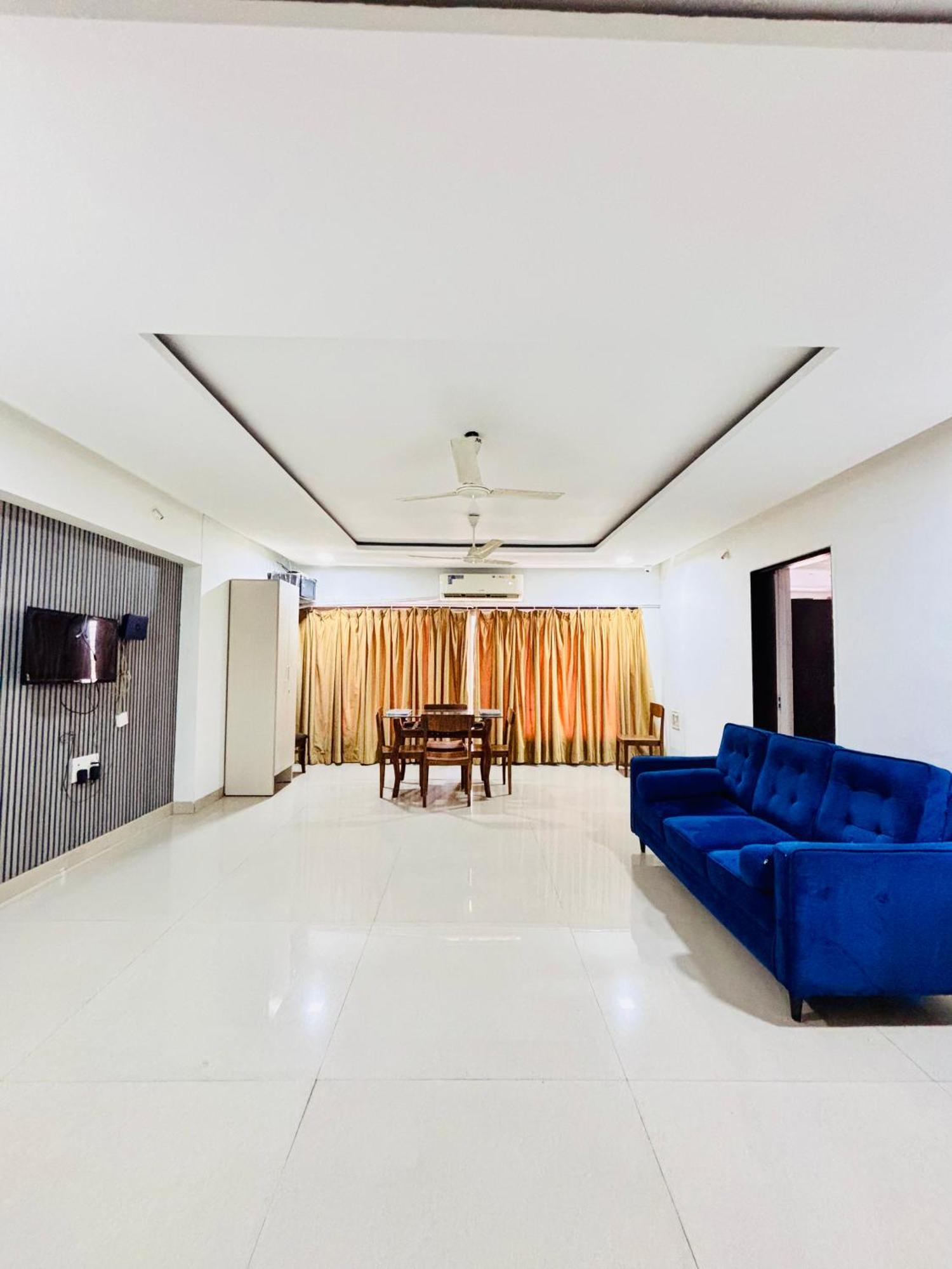 Rio House Service Malad * Mumbai
