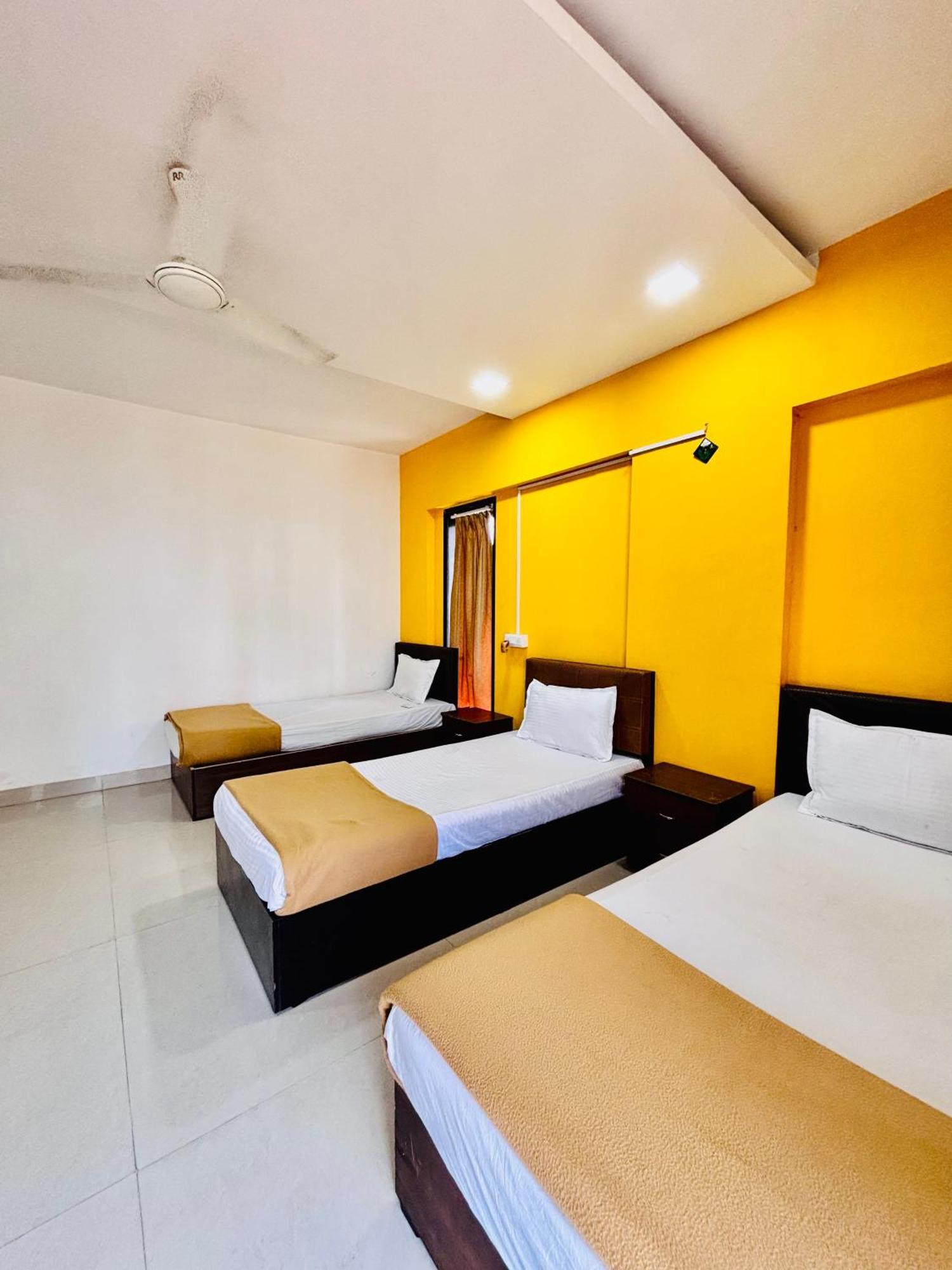 Rio House Service Malad Bed & Breakfast *