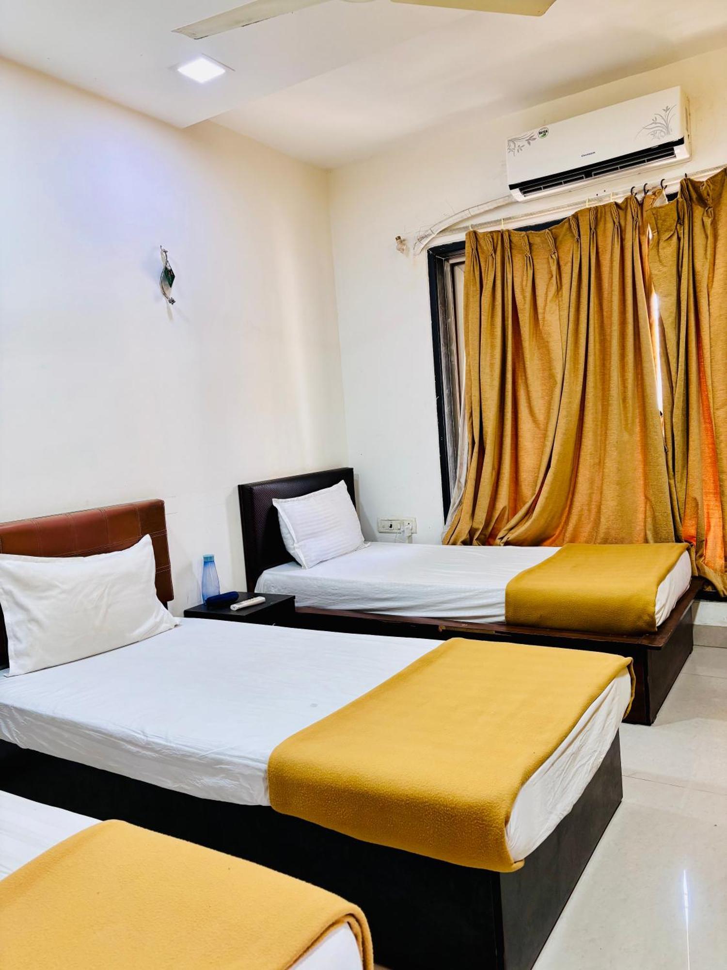 Rio House Service Malad Bed & Breakfast Mumbai