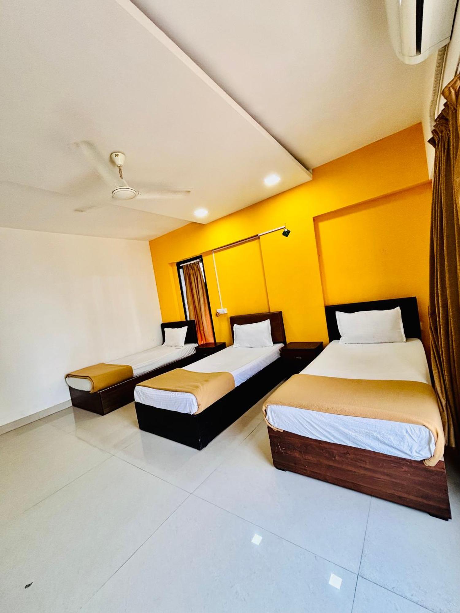 Rio House Service Malad * Mumbai