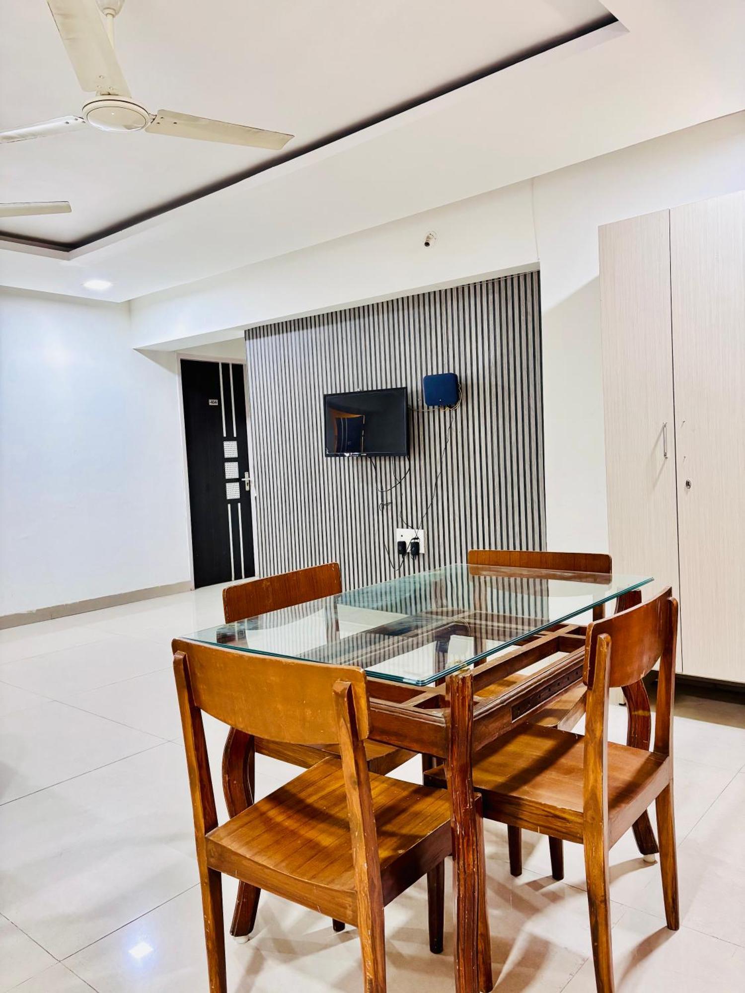 Rio House Service Malad Bed & Breakfast *