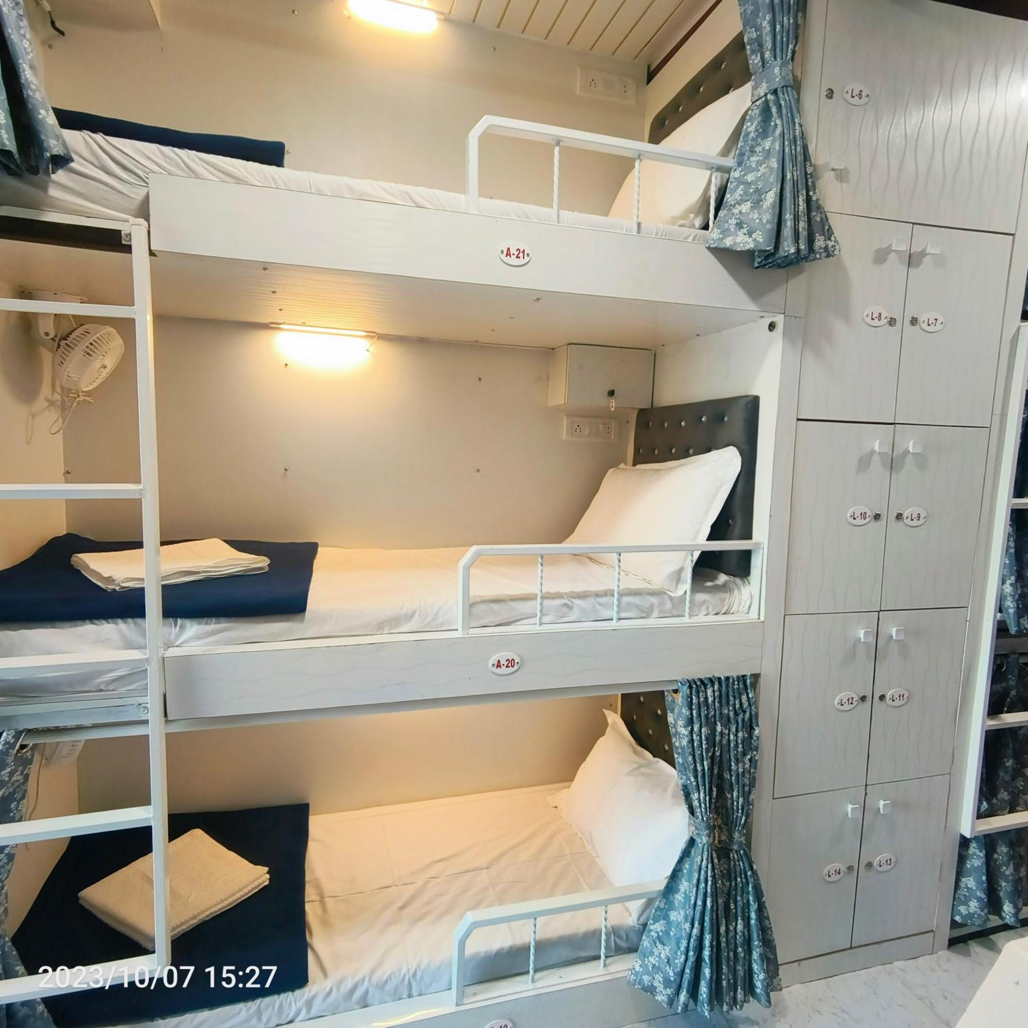 Marol Metro Guest house Mumbai