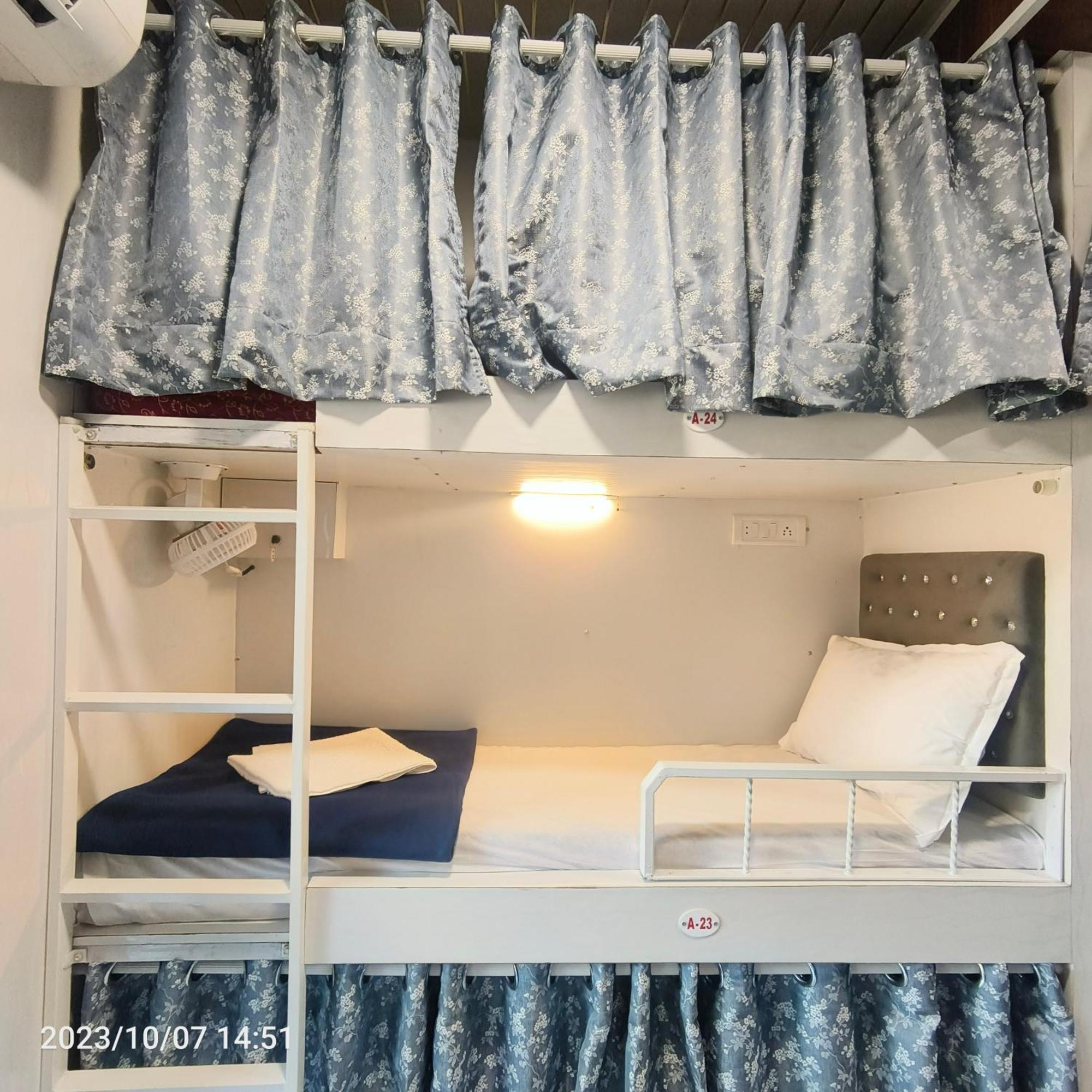Marol Metro Guest house Mumbai