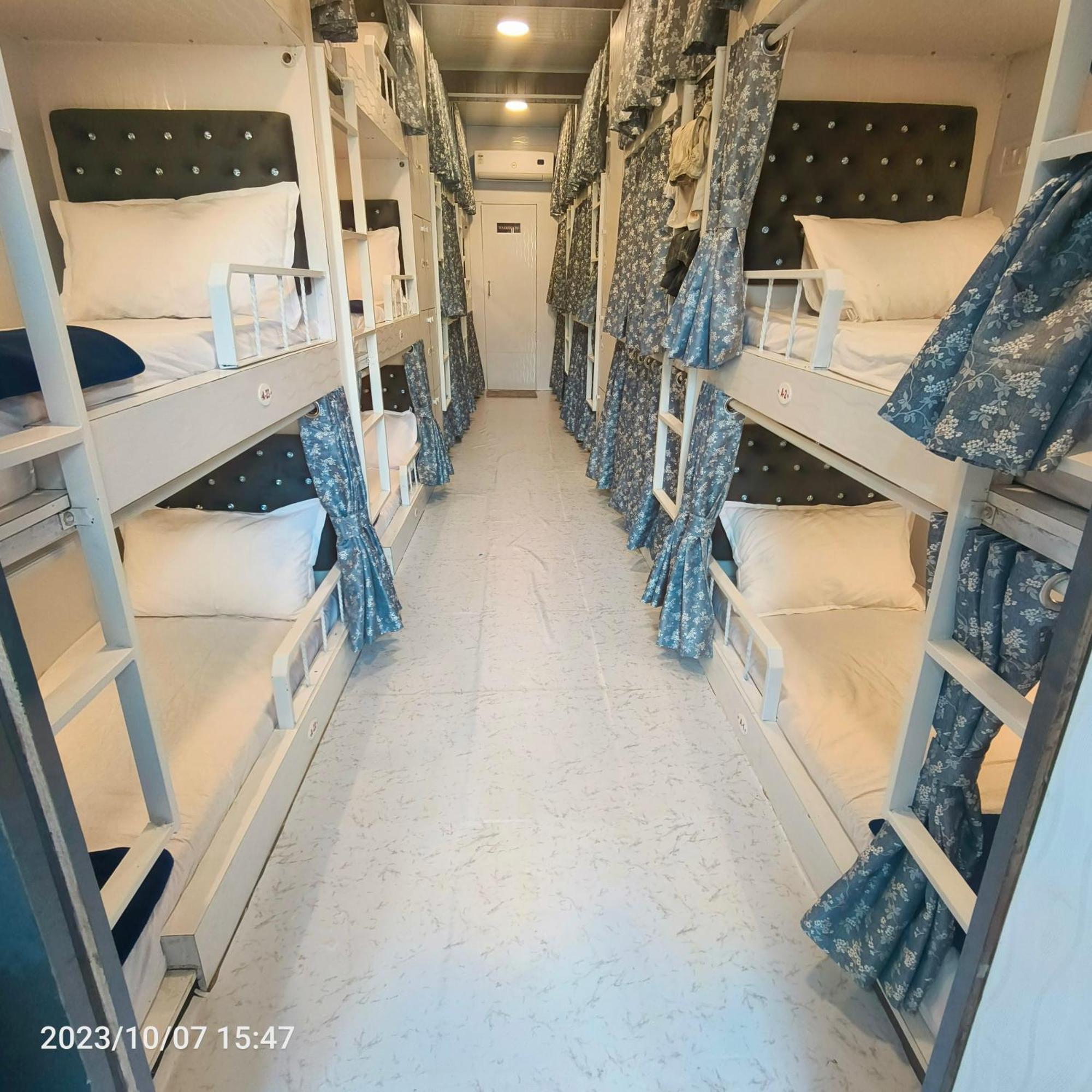 Guest house Marol Metro Mumbai